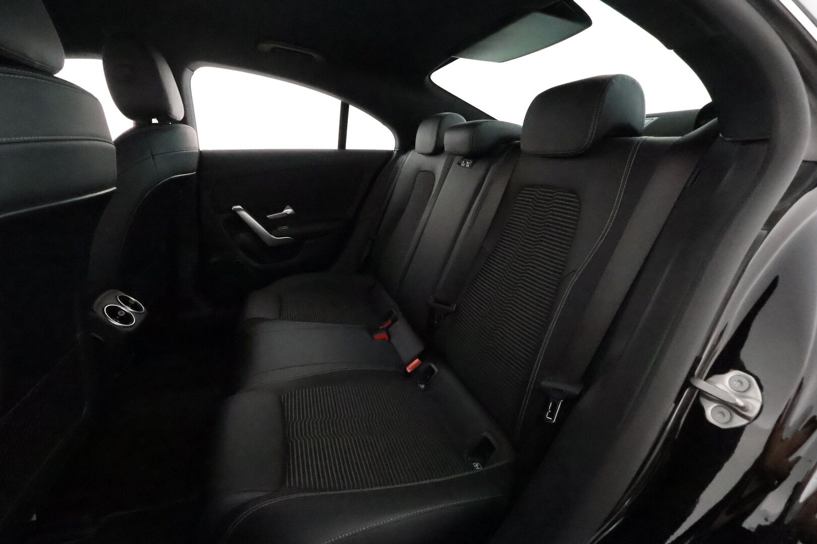 Mercedes-Benz CLA 2020 180 A Business Progressive **Vakkari / Kaistavahti / P.kamera / Sporttipenkit / Apple&Android / LED**