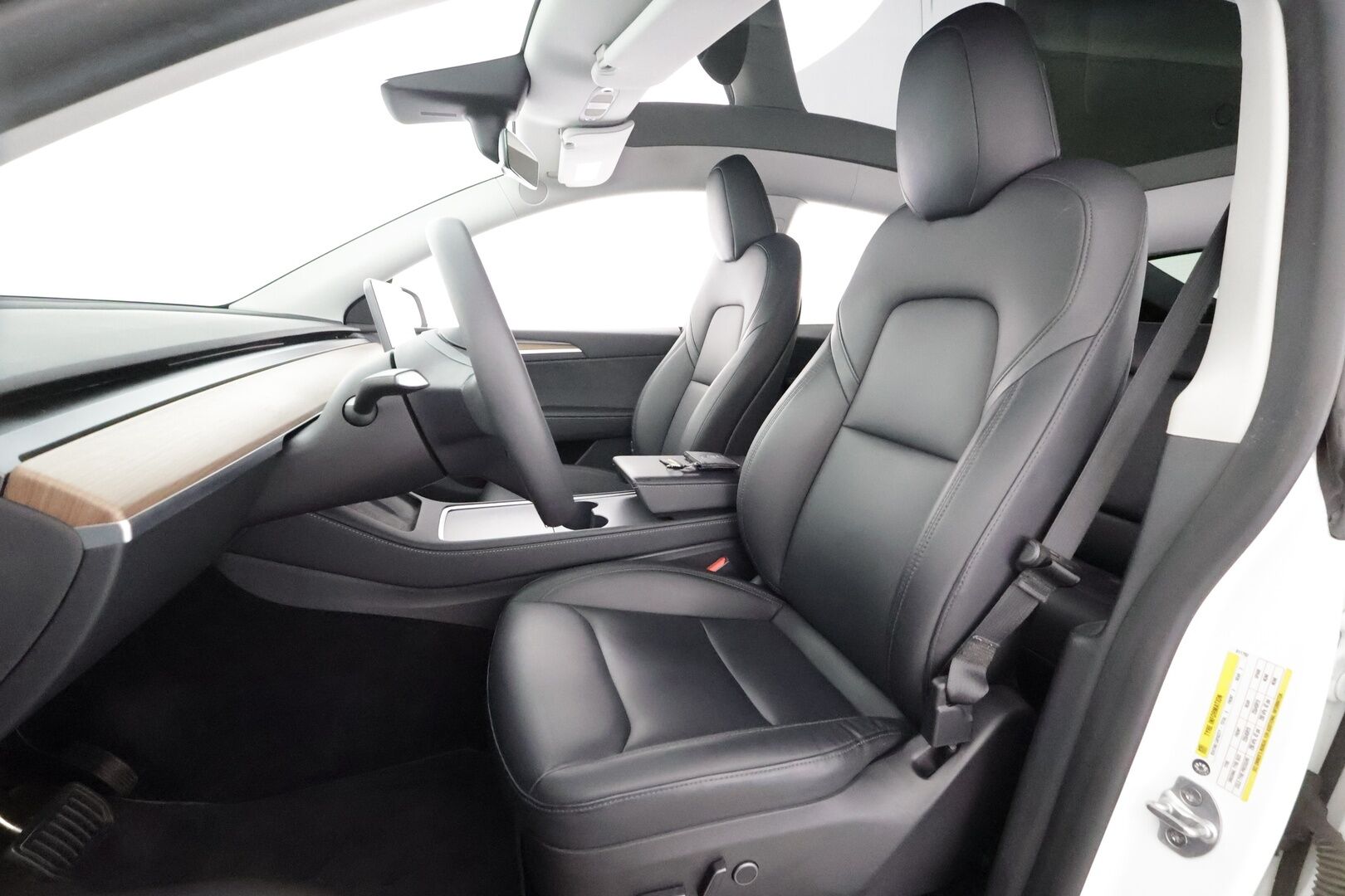 Tesla Model Y 2022 Long Range - | Koukku | ILP | Lasikatto | ACC | Matrix-LED | P.Kamera | Muistipenkki | Premium Audio | Navi | Kaistavahti | Keyless | 2x Latauskaapelit | Suomi-auto |
