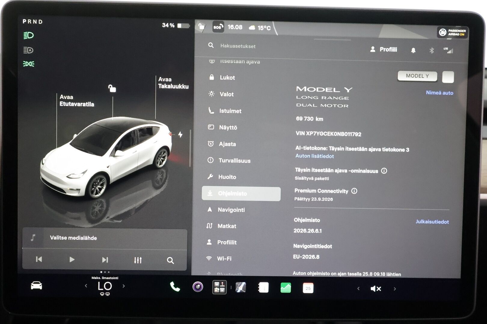 Tesla Model Y 2022 Long Range - | Koukku | ILP | Lasikatto | ACC | Matrix-LED | P.Kamera | Muistipenkki | Premium Audio | Navi | Kaistavahti | Keyless | 2x Latauskaapelit | Suomi-auto |