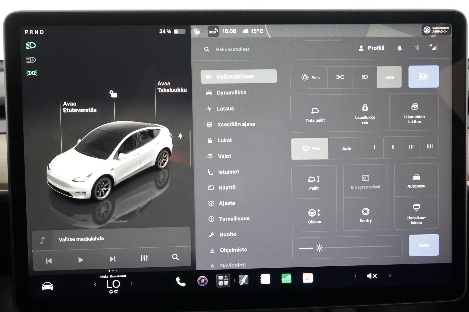 Tesla Model Y 2022 Long Range - | Koukku | ILP | Lasikatto | ACC | Matrix-LED | P.Kamera | Muistipenkki | Premium Audio | Navi | Kaistavahti | Keyless | 2x Latauskaapelit | Suomi-auto |