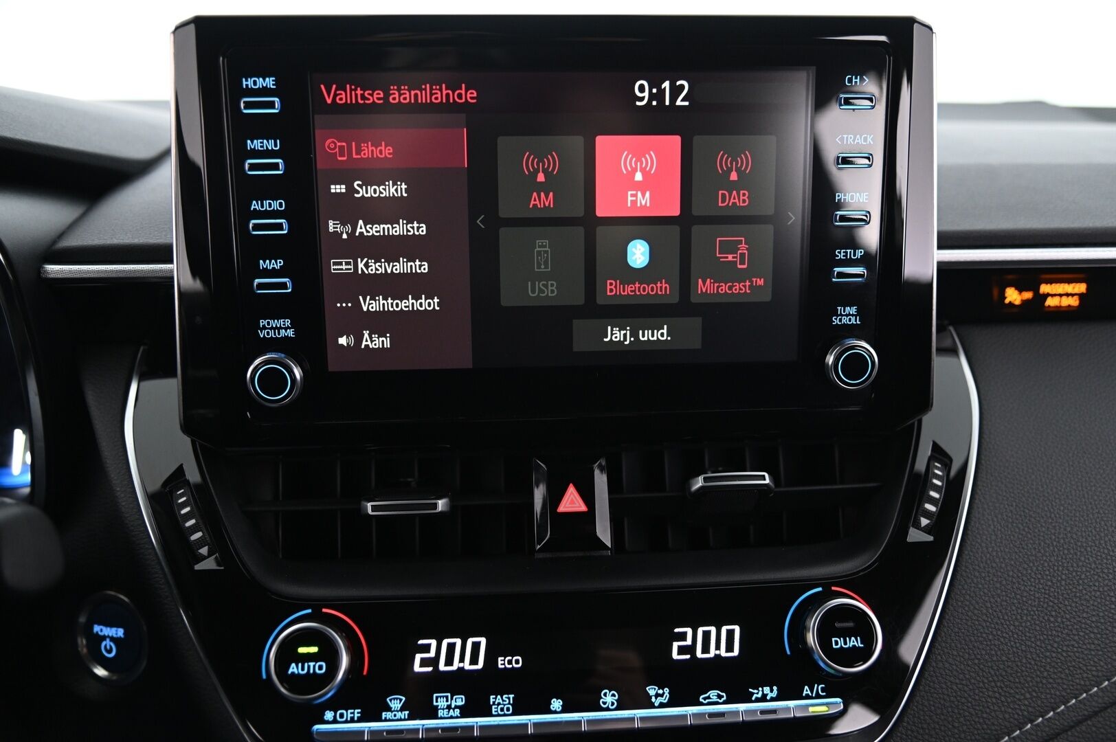 Toyota Corolla 2022 Touring Sports 1,8 Hybrid Style* ACC / P-kamera / Ratinlämmitys* - * Juuri tullut / 2x renkaat*