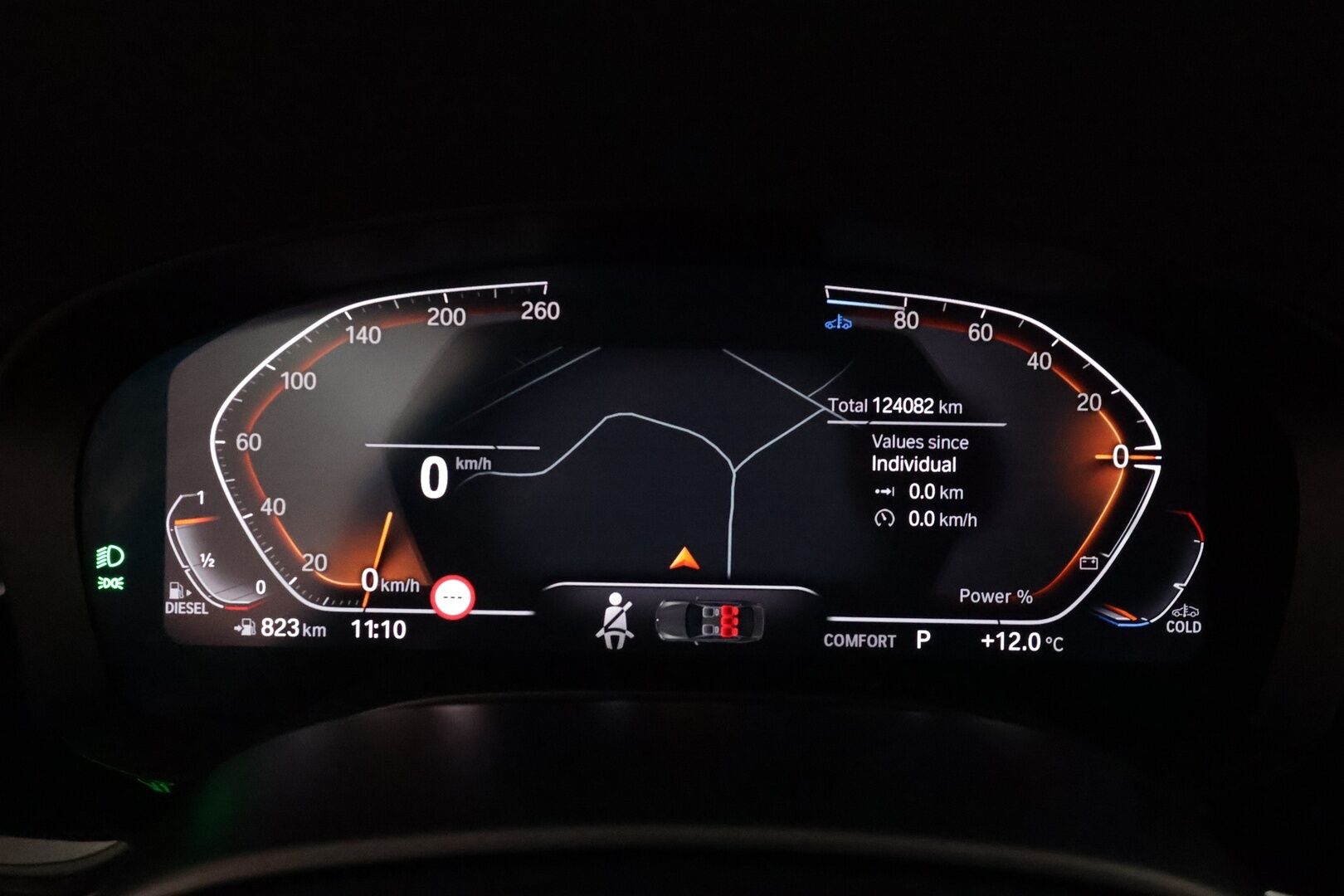 BMW 520 2022 G31 Touring 520d A xDrive MHEV *ACC / Webasto / Comfort Access / LED / Navi / Koukku / H&K / P.kamera* - 1.Om Suomi-auto / Kahdet renkaat aluvanteilla