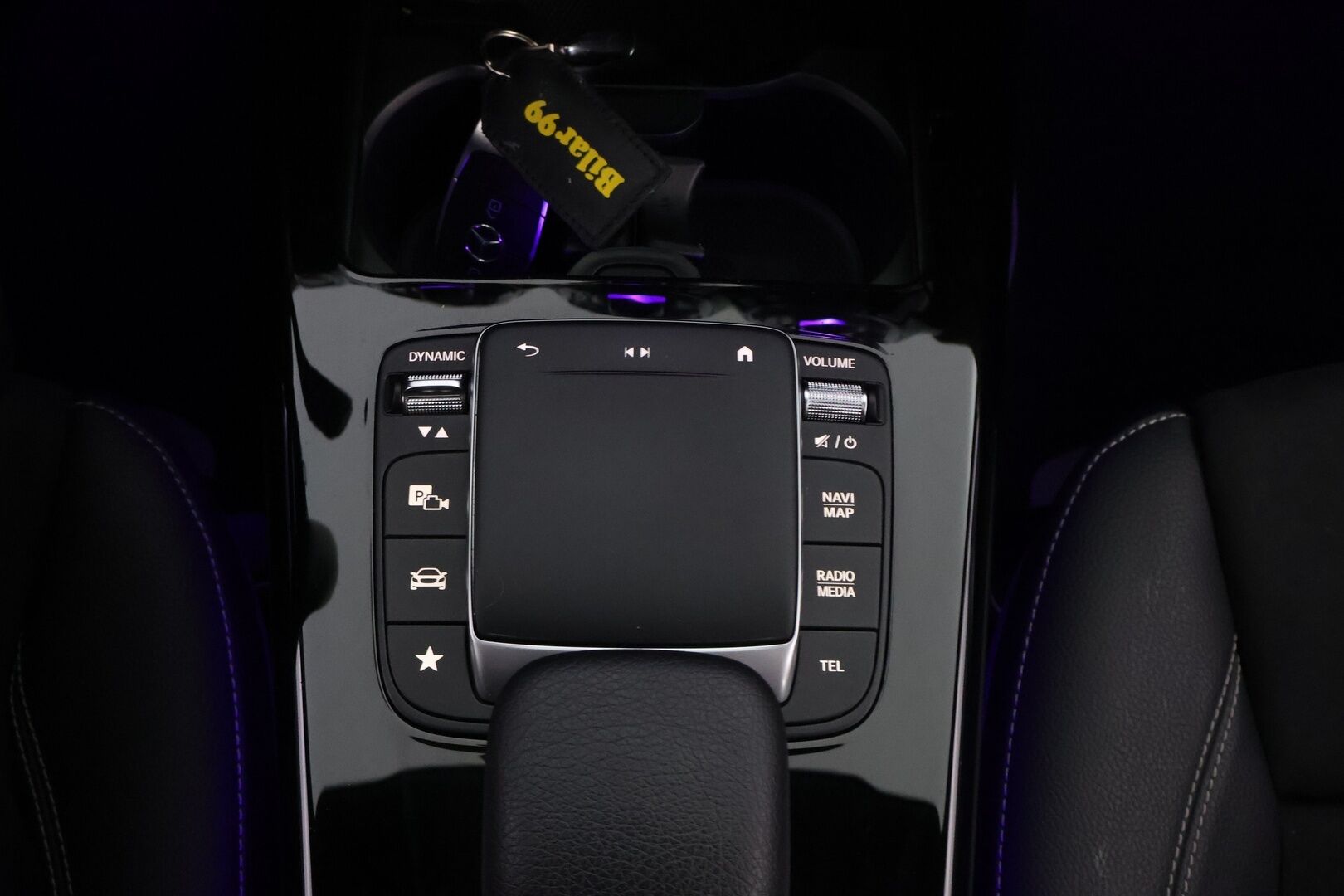 Mercedes-Benz A 2021 250 e A Business AMG Edition EQ Power * Peruutuskamera / Nahka-Alcantara / LED High Performance / Night / Näyttävä! - Lisälämmitin / 2x Renkaat / Juuri tullut Tampereelle!