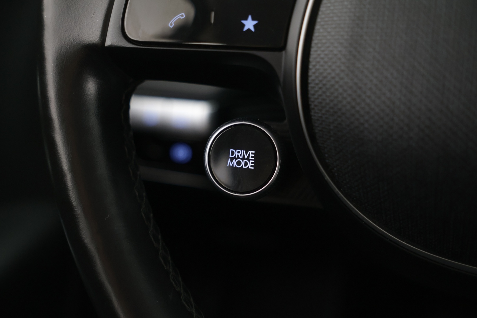Hyundai IONIQ 5 2022 73 kWh 217 hv Style 5d - Adaptiivinen vakionopeudensäädin | P-Kamera | LED | Digimittaristo | Carplay | Bluelink | 