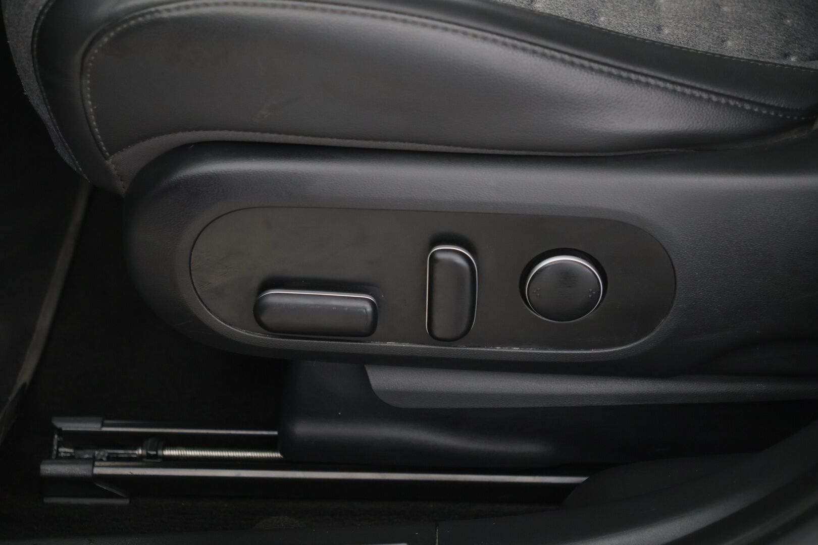 Hyundai IONIQ 5 2022 73 kWh 217 hv Style 5d - Adaptiivinen vakionopeudensäädin | P-Kamera | LED | Digimittaristo | Carplay | Bluelink | 