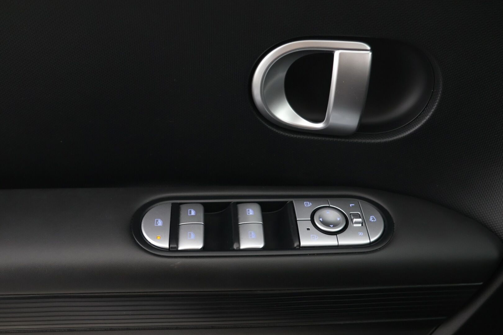Hyundai IONIQ 5 2022 73 kWh 217 hv Style 5d - Adaptiivinen vakionopeudensäädin | P-Kamera | LED | Digimittaristo | Carplay | Bluelink | 