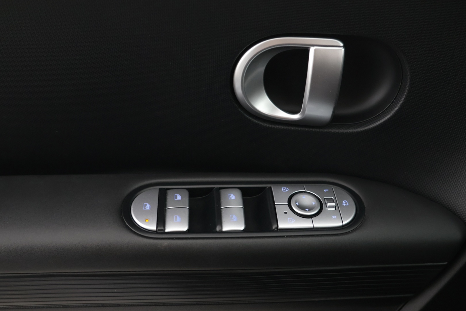 Hyundai IONIQ 5 2022 73 kWh 217 hv Style 5d - Adaptiivinen vakionopeudensäädin | P-Kamera | LED | Digimittaristo | Carplay | Bluelink | 