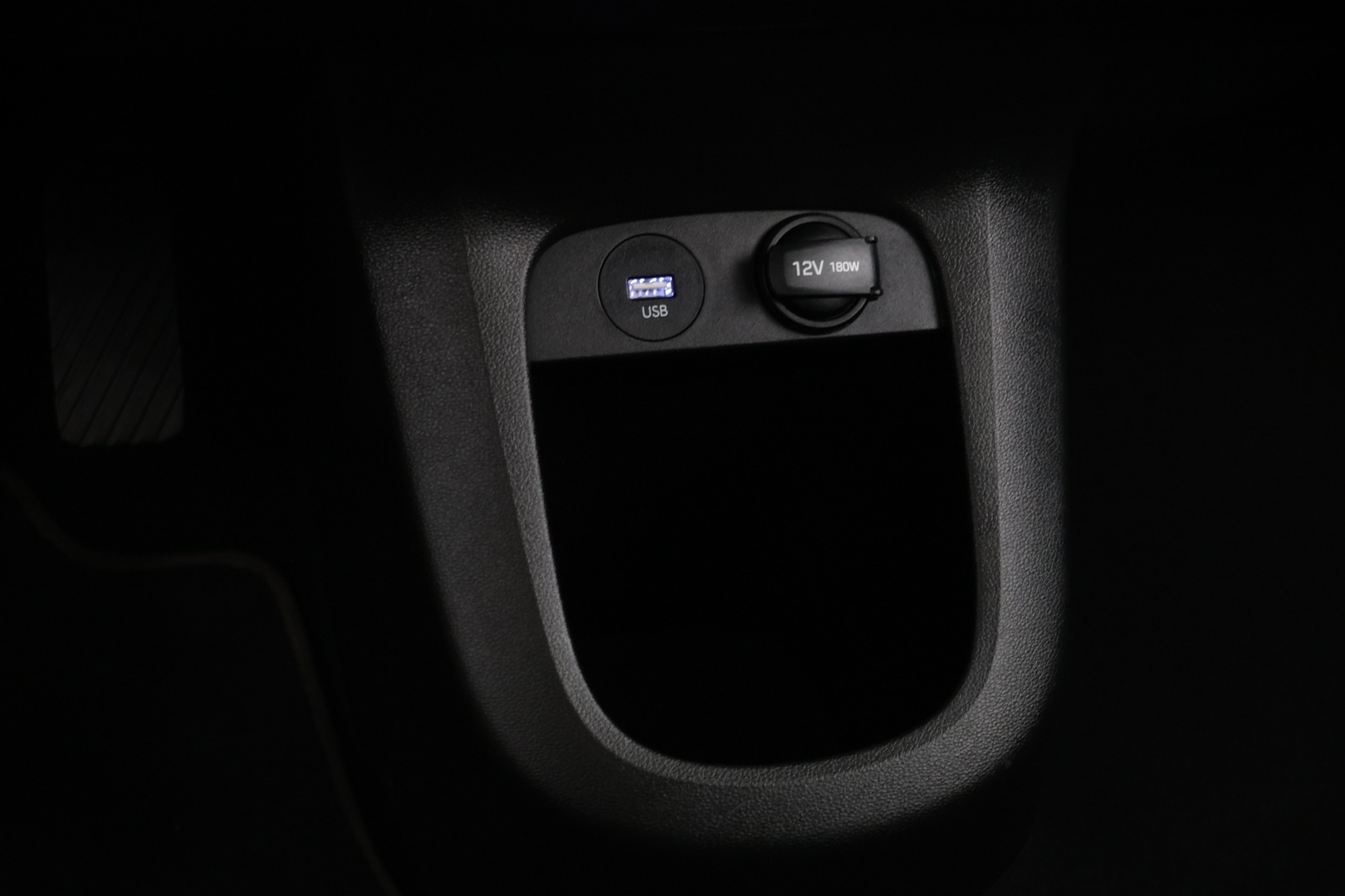 Hyundai IONIQ 5 2022 73 kWh 217 hv Style 5d - Adaptiivinen vakionopeudensäädin | P-Kamera | LED | Digimittaristo | Carplay | Bluelink | 