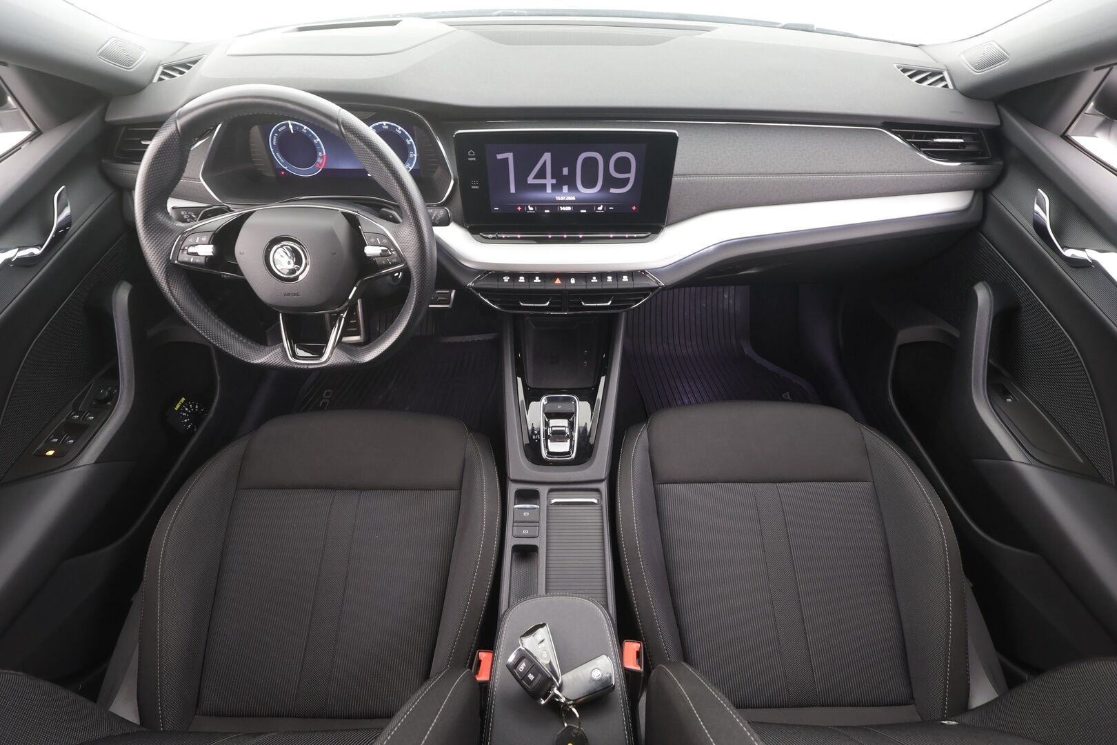 Skoda Octavia 2022 Combi 1.4 TSI PHEV Style iV DSG Autom. - 1Om Suomiauto | Webasto | ACC | Crystal Matrix LED | HUD | Peruutuskamera | Muistipenkit | Merkkihuollot | Supervarusteet!