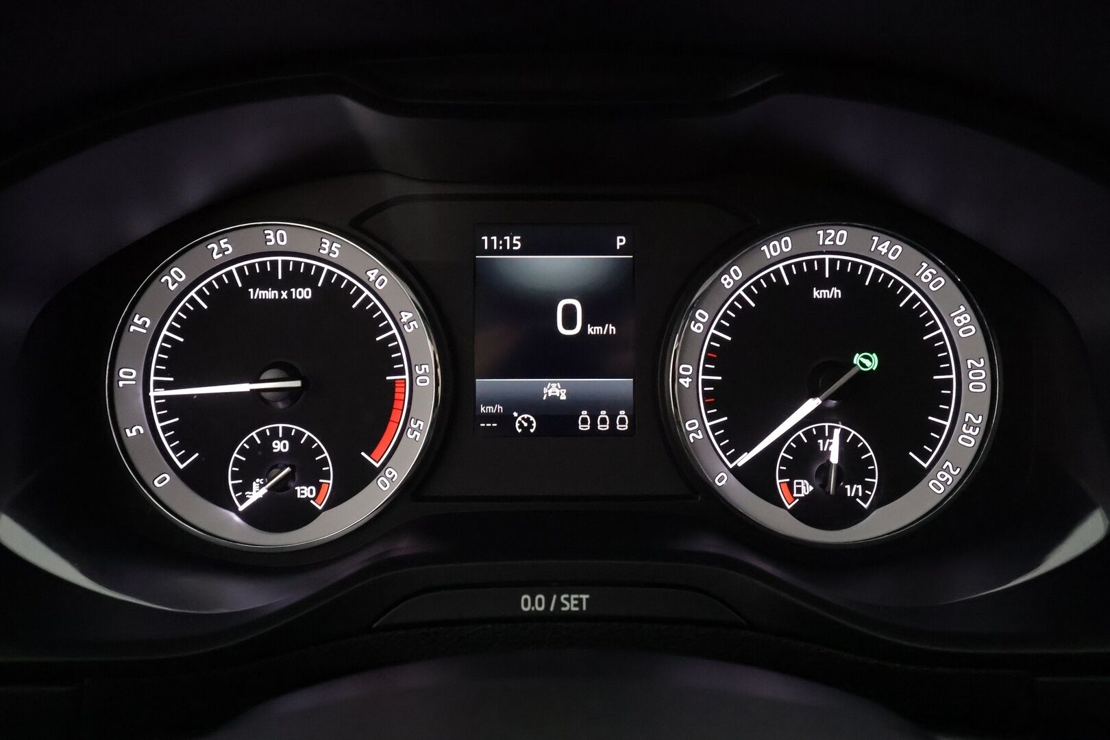Skoda Karoq 2023 2.0 TDI 150 4x4 Ambition DSG Autom. -  | Vakkari | Webasto | LED | P. kamera | Ratinlämmitys | Apple&Android | 1.Om Suomi-auto | Kahdet Renkaat |