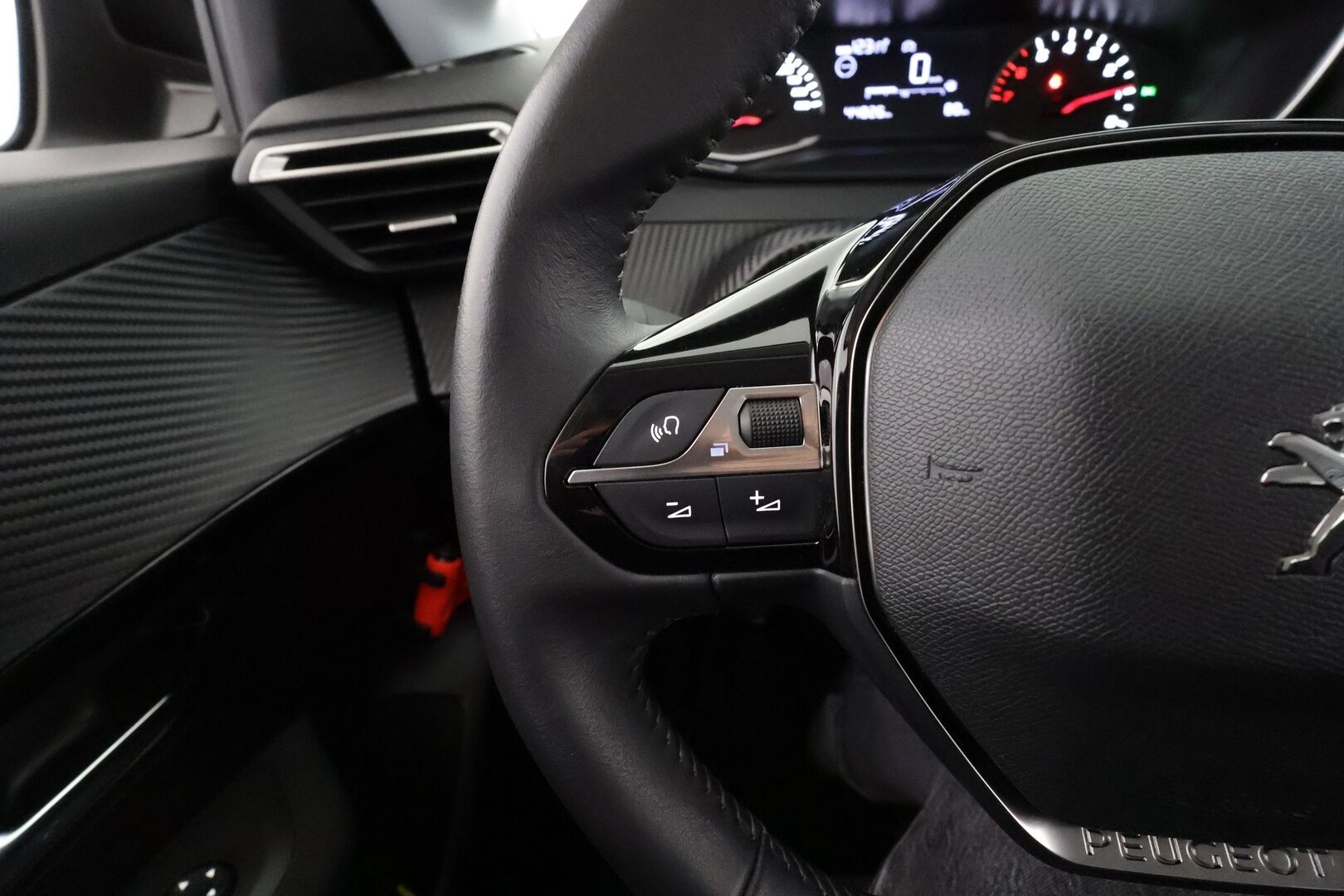 Peugeot 208 2023 Active PureTech 75 * 1-om Suomi-auto / Vakkari / Bluetooth / AC / Kaistavahti / Kahdet renkaat *