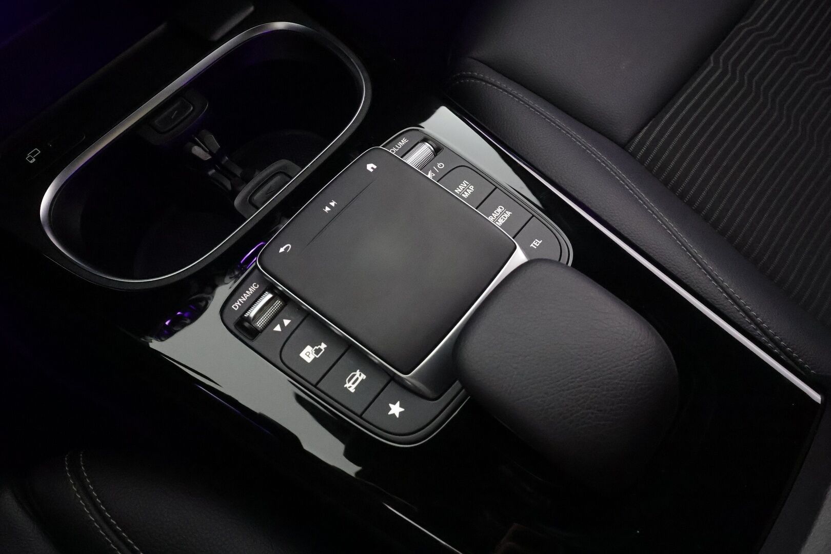 Mercedes-Benz CLA 2023 250 e A Shooting Brake Business Edition * Wide / Vakkari / P.Kamera / Koukku / High performance LED / Navi  * - Suomi-auto / Kahdet renkaat