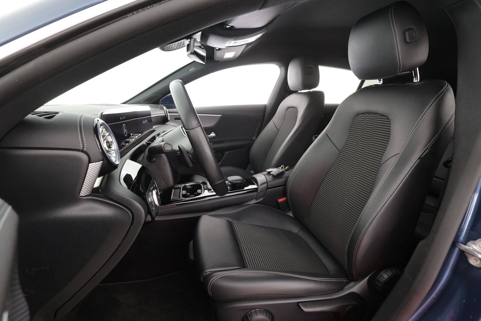 Mercedes-Benz CLA 2023 250 e A Shooting Brake Business Edition * Wide / Vakkari / P.Kamera / Koukku / High performance LED / Navi  * - Suomi-auto / Kahdet renkaat