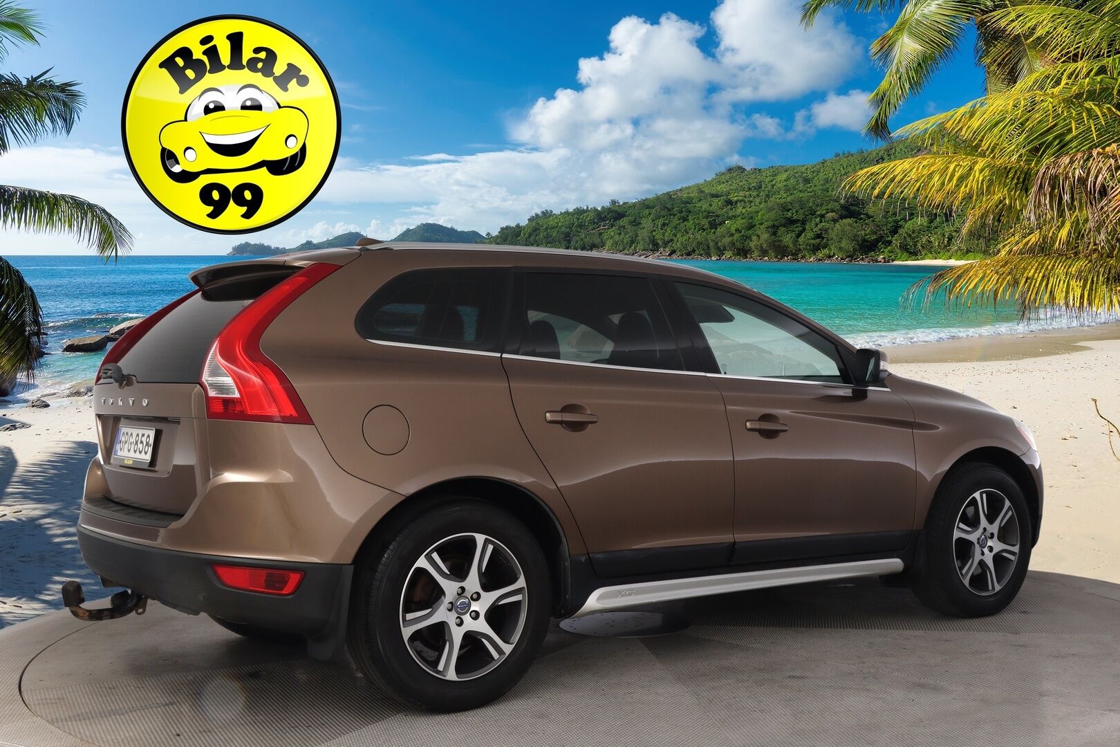 Volvo XC60 2011 D3 Summum aut *Webasto / Nahat / Koukku / BT* - *Kuskin penkki muistilla / Kahdet renkaat ja vanteet / Juuri huollettu!*