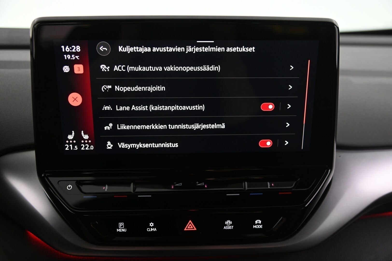 Volkswagen ID.4 2021 PRO 1st 150 KW - Adapt.vakkari | P.kamera | Lisälämmitin | 2x renkaat vanteilla | Carplay | SoH 92,7%