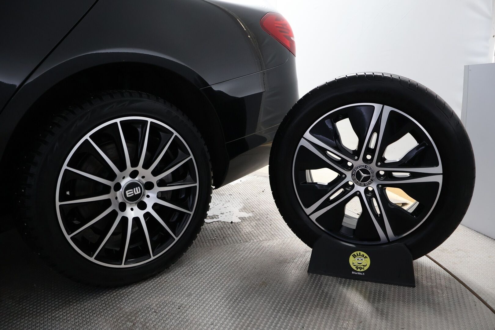 Mercedes-Benz C 2019 220 d T A Business Avantgarde * Webasto / Vetokoukku / Peruutuskamera / Puolinahat / Sporttipenkit / LED High Performance - Facelift / 2x Hyvät renkaat aluvantein / Juuri tullut Tampereelle! - HULLUT JOULUT KORKOTARJOUS 2,49% 