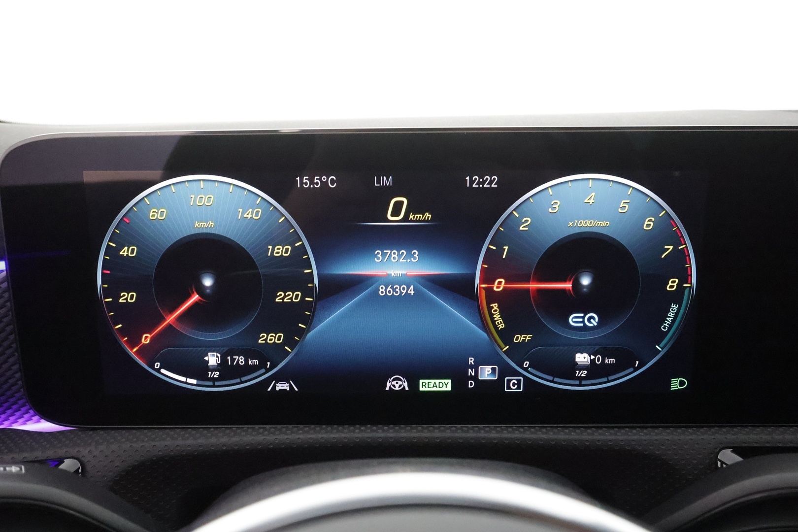 Mercedes-Benz CLA 2023 250 e A Business Edition * Widescreen / Distronic+ / LED / P.kamera / Apple&Android / Sporttipenkki * - Kaistavahti / Katveavustin / 1-om Suomi-auto / Kahdet renkaat aluvanteilla / 2x Latauskaapelit
