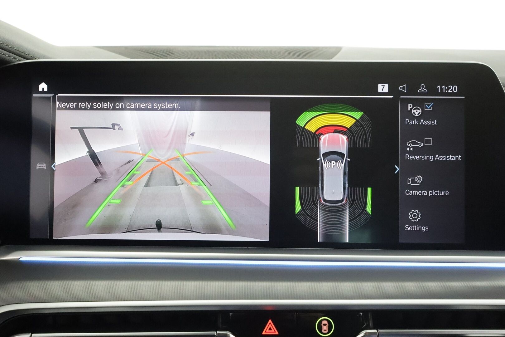 BMW X5 2022 G05 xDrive45e A Charged Edition M Sport * ACC / Adapt.LED / Koukku / Ilma-alusta / H&K / P.kamera / Muistipenkki / Sporttinahat * - 1.Om Suomi-auto / Akku kuntotarkastettu SoH 94% / Kahdet renkaat aluvanteilla / Merkkihuollettu / Juuri huollettu