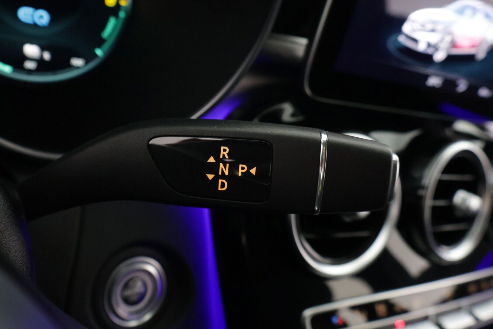 Mercedes-Benz C 2021 300 e T A Business AMG Edition EQ Power */ Night-paketti / Digimittaristo / P.kamera / Ambient / LED / Koukku / 2x renkaat /* - Näyttävä / Ilmainen kotiintoimitus / 2x renkaat - HULLUT JOULUT KORKOTARJOUS 2,49% 