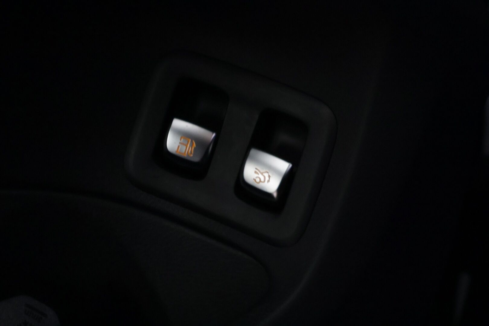 Mercedes-Benz C 2021 300 e T A Business AMG Edition EQ Power */ Night-paketti / Digimittaristo / P.kamera / Ambient / LED / Koukku / 2x renkaat /* - Näyttävä / Ilmainen kotiintoimitus / 2x renkaat - HULLUT JOULUT KORKOTARJOUS 2,49% 