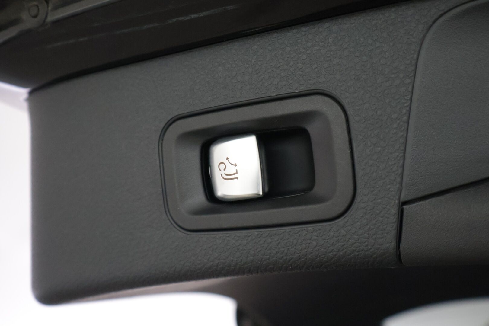 Mercedes-Benz C 2021 300 e T A Business AMG Edition EQ Power */ Night-paketti / Digimittaristo / P.kamera / Ambient / LED / Koukku / 2x renkaat /* - Näyttävä / Ilmainen kotiintoimitus / 2x renkaat - HULLUT JOULUT KORKOTARJOUS 2,49% 