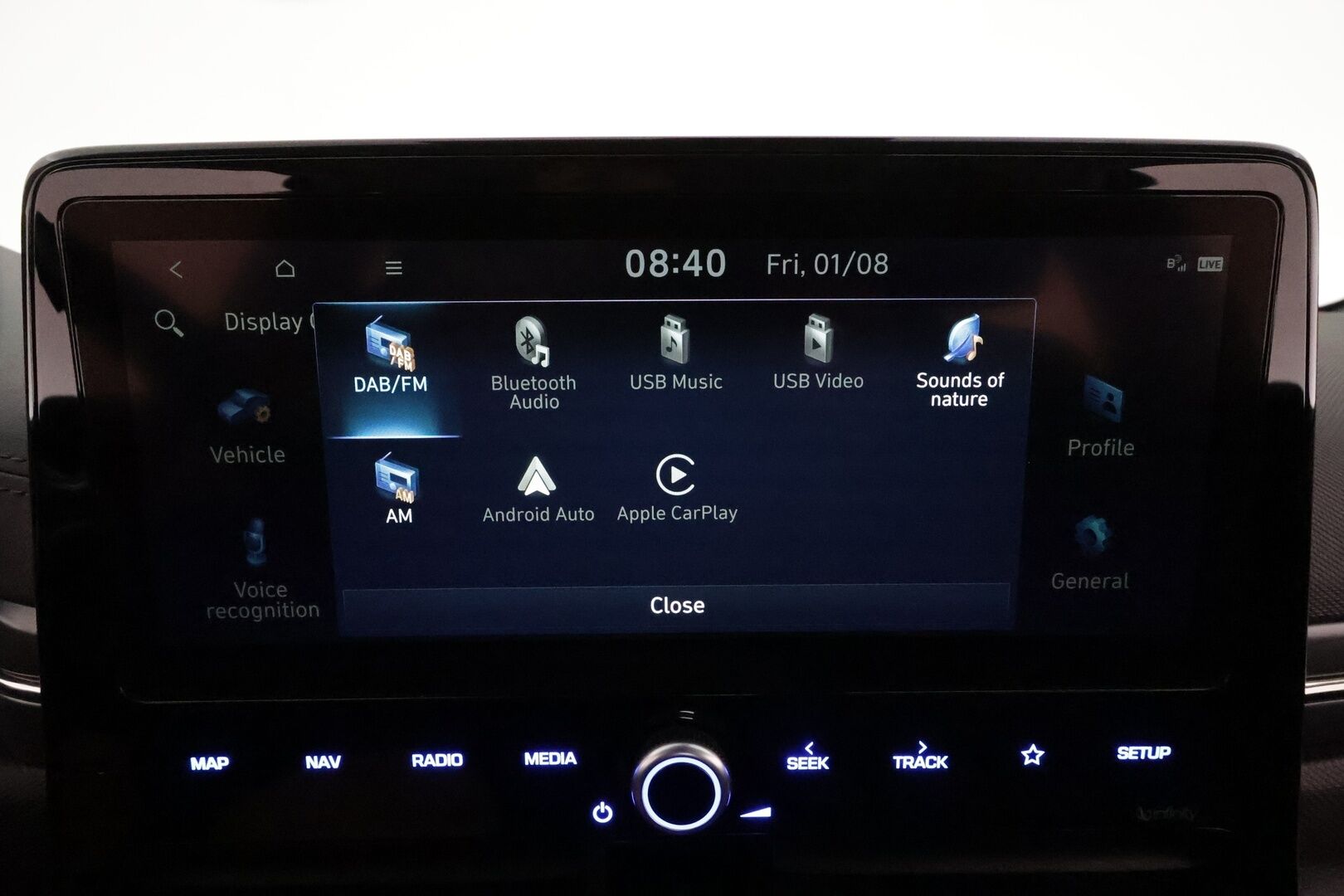 Hyundai IONIQ ELECTRIC 2021 38 kWh 136 hv **Adapt.vakkari / P.kamera / Navi / Ratinlämmitys / Infinity Audio / KeylessGo** - Akku kuntotarkastettu / Kahdet renkaat aluvanteilla