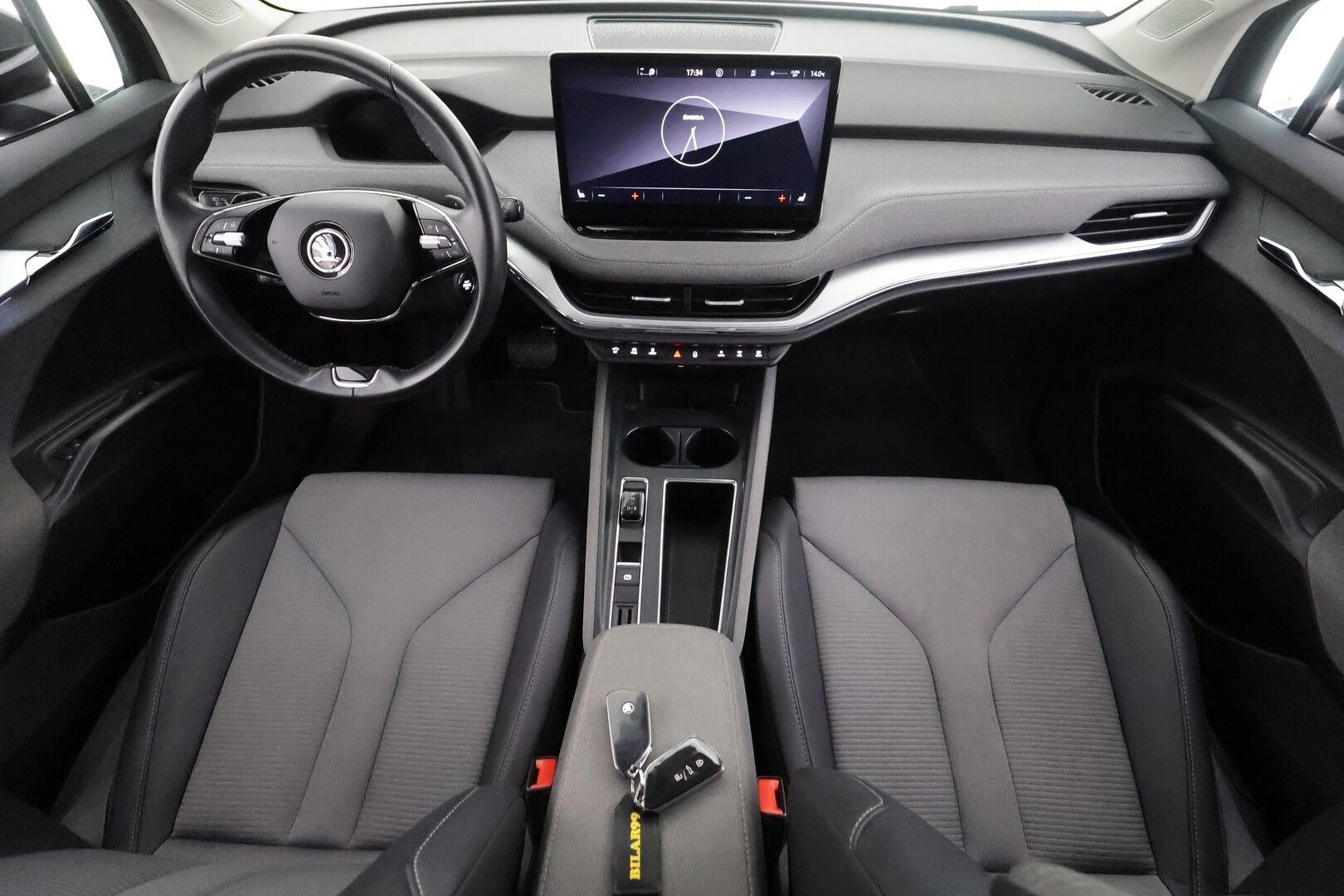 Skoda Enyaq 2022 80x 4x4 iV - | ACC | ILP | LED | Puolinahat | P.Kamera | Ratinlämmitys | Digimittaristo | Keyless | 1.Om Suomi-auto | Kahdet Renkaat | Merkkihuollettu |