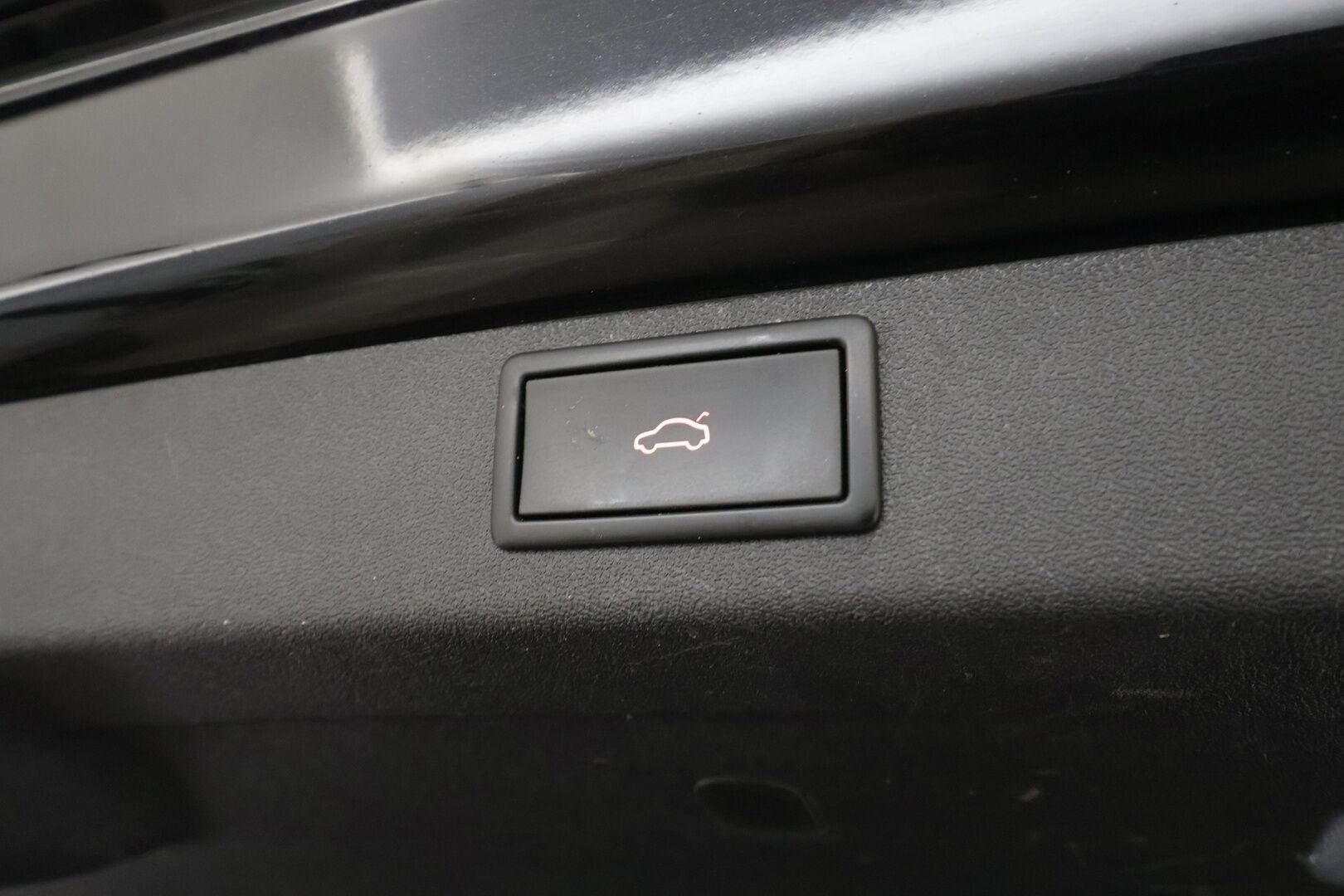 Skoda Enyaq 2022 80x 4x4 iV - | ACC | ILP | LED | Puolinahat | P.Kamera | Ratinlämmitys | Digimittaristo | Keyless | 1.Om Suomi-auto | Kahdet Renkaat | Merkkihuollettu |