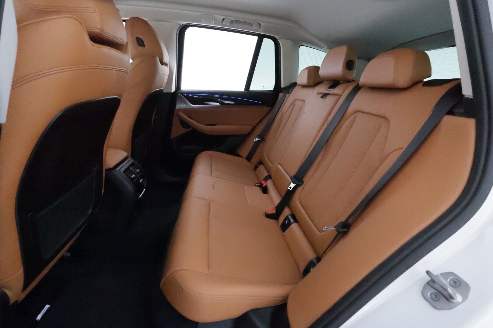 BMW X3 2022 G01 xDrive 30e A Charged Edition *HiFi / Adapt.LED / Koukku / Sporttipenkit muistilla / P.kamera / ComfortAccess* - 1 omisteinen Suomi-auto / Akku kuntotarkastettu SoH 92,4% / Digimittaristo / Apple&Android / Kahdet renkaat aluvanteilla - Osta nyt, maksa vasta ensi vuonna