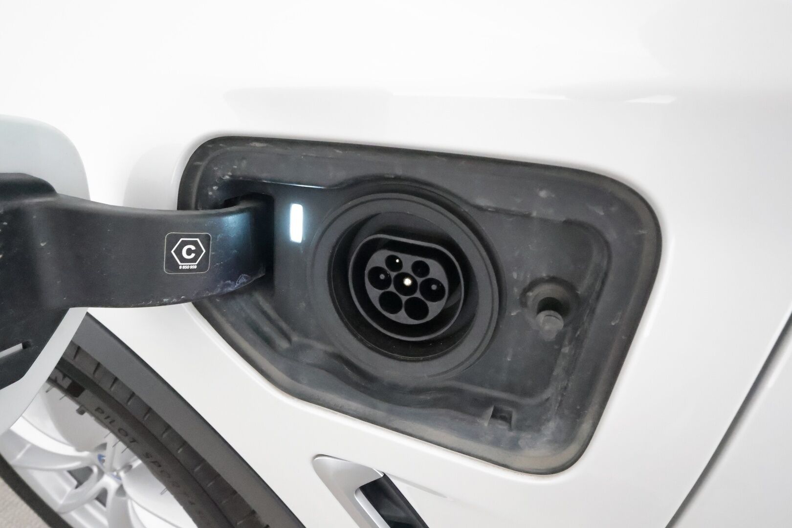 BMW X3 2022 G01 xDrive 30e A Charged Edition *HiFi / Adapt.LED / Koukku / Sporttipenkit muistilla / P.kamera / ComfortAccess* - 1 omisteinen Suomi-auto / Akku kuntotarkastettu SoH 92,4% / Digimittaristo / Apple&Android / Kahdet renkaat aluvanteilla - Osta nyt, maksa vasta ensi vuonna