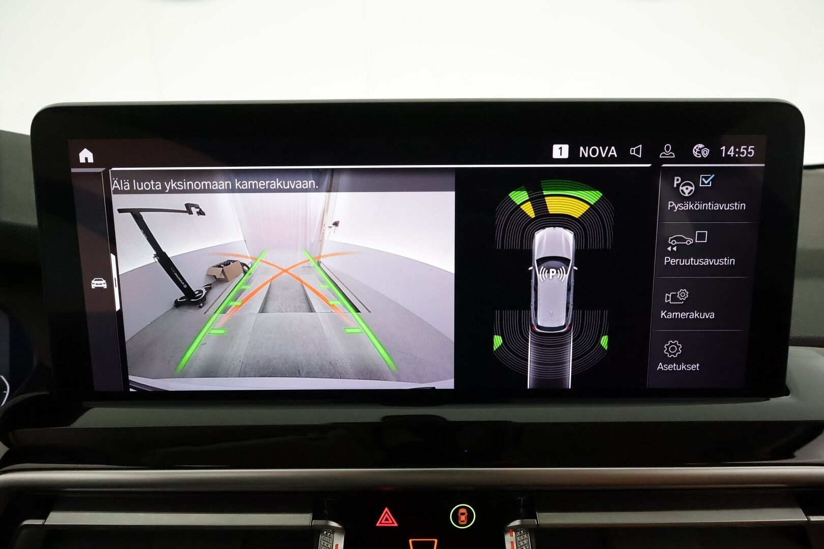 BMW X3 2022 G01 xDrive 30e A Charged Edition *HiFi / Adapt.LED / Koukku / Sporttipenkit muistilla / P.kamera / ComfortAccess* - 1 omisteinen Suomi-auto / Akku kuntotarkastettu SoH 92,4% / Digimittaristo / Apple&Android / Kahdet renkaat aluvanteilla - Osta nyt, maksa vasta ensi vuonna