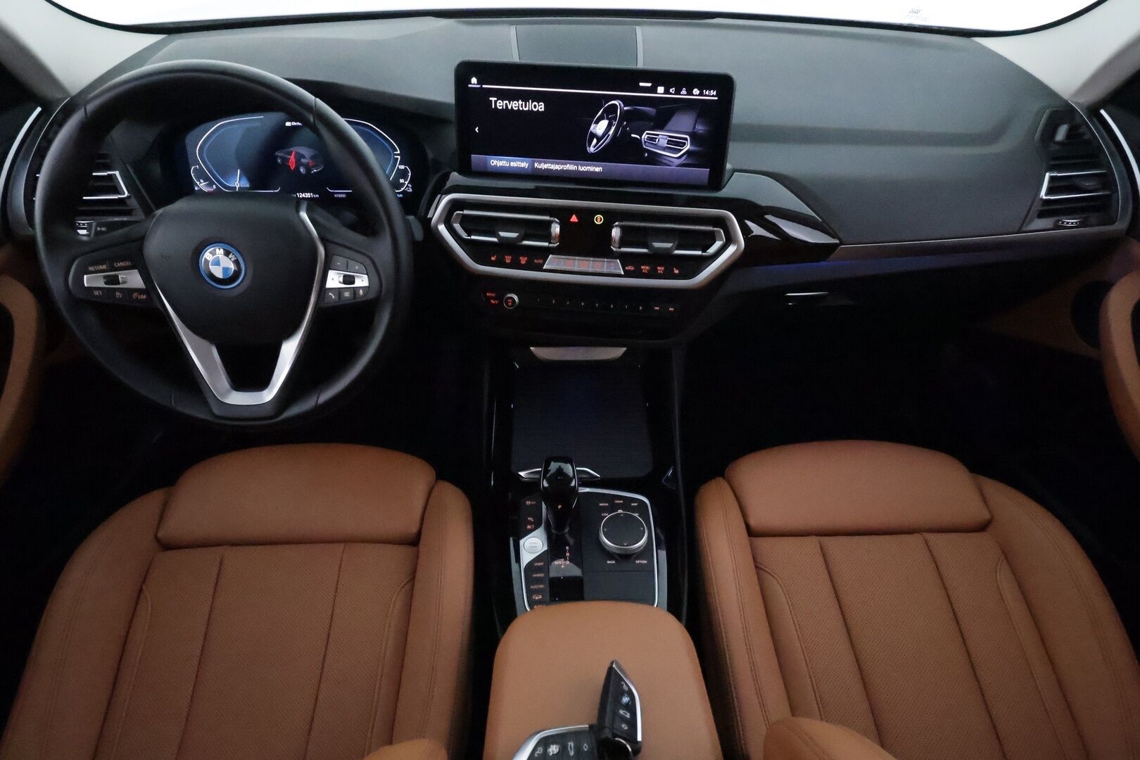 BMW X3 2022 G01 xDrive 30e A Charged Edition *HiFi / Adapt.LED / Koukku / Sporttipenkit / P.kamera / ComfortAccess* - 1 omisteinen Suomi-auto / Akku kuntotarkastettu SoH 92,4% / Digimittaristo / Apple&Android / Kahdet renkaat aluvanteilla