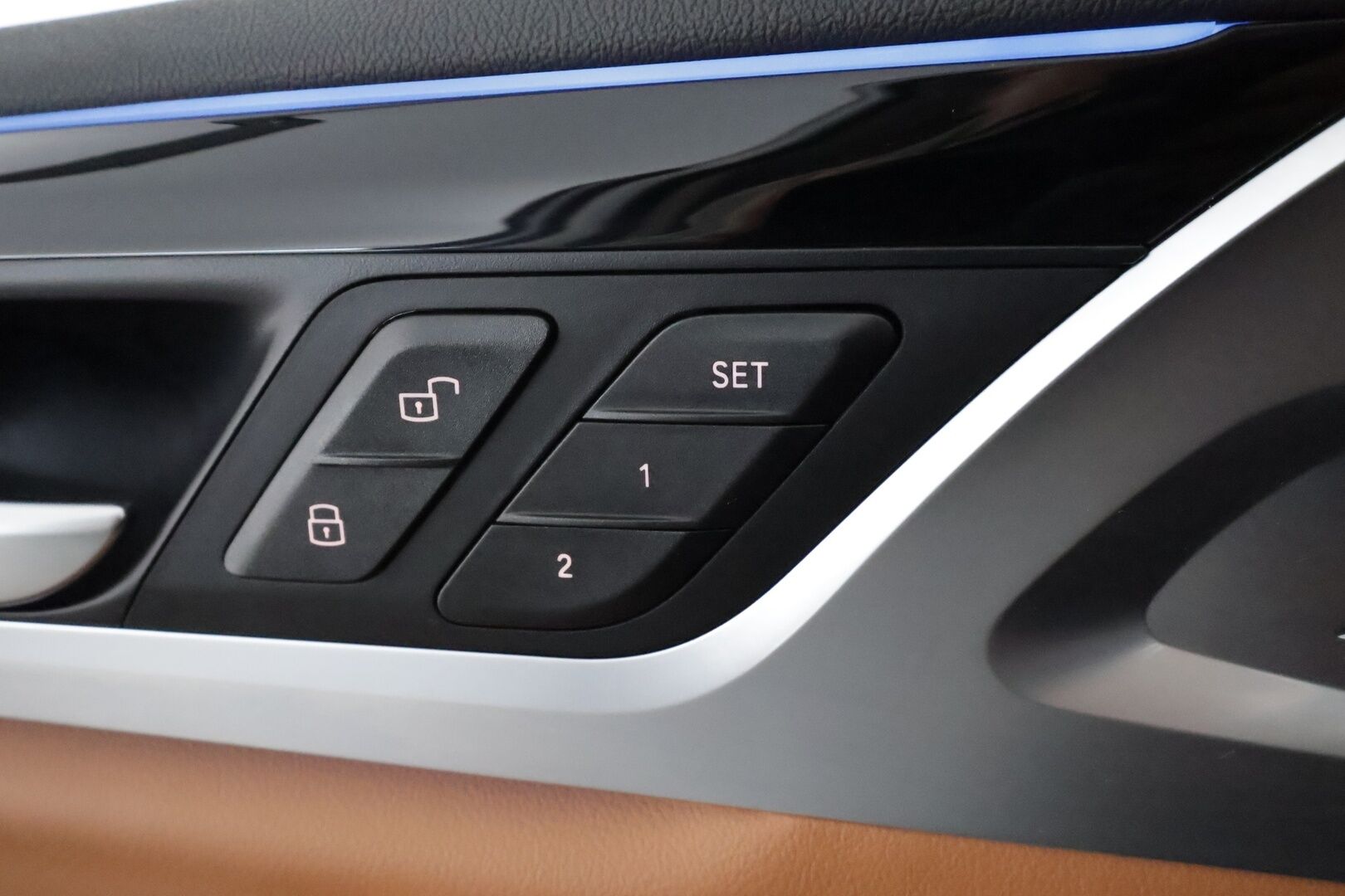 BMW X3 2022 G01 xDrive 30e A Charged Edition *HiFi / Adapt.LED / Koukku / Sporttipenkit muistilla / P.kamera / ComfortAccess* - 1 omisteinen Suomi-auto / Akku kuntotarkastettu SoH 92,4% / Digimittaristo / Apple&Android / Kahdet renkaat aluvanteilla - Osta nyt, maksa vasta ensi vuonna