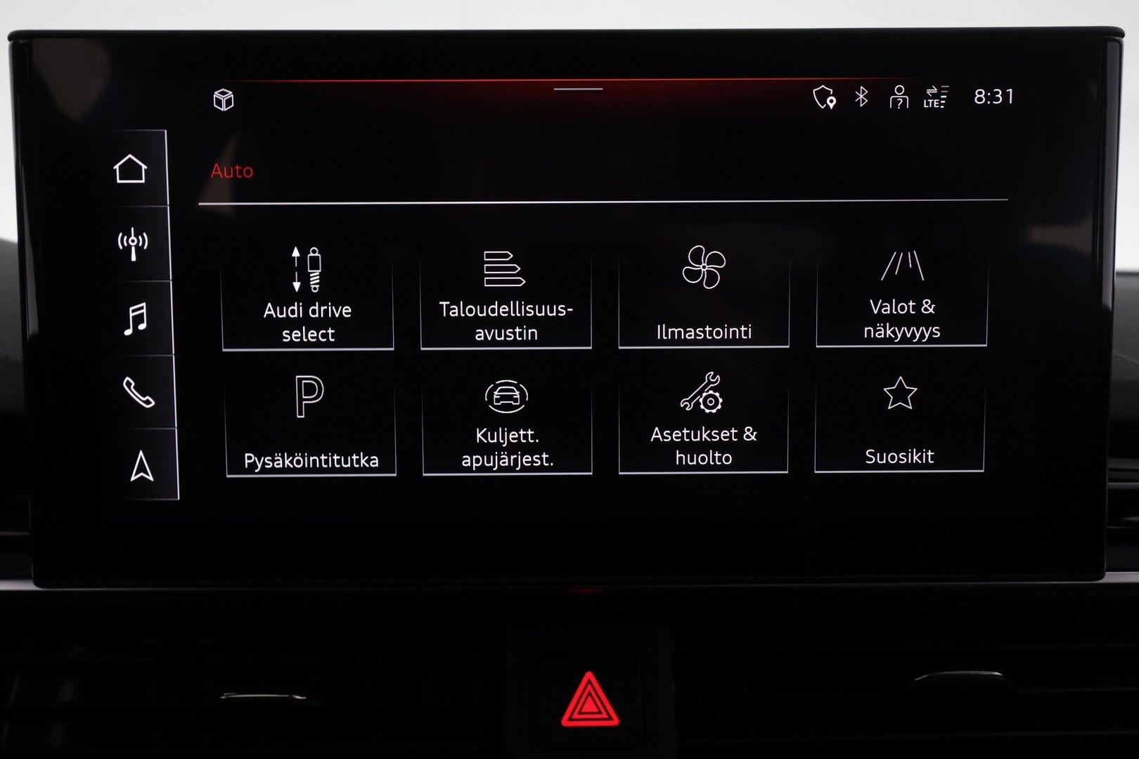 Audi A4 2023 Avant Business Advanced 40 TFSI 150 kW MHEV quattro S tronic - | ACC | Webasto | Puolinahat | S-Line sisäpaketti | Matrix | Digimittaristo | P.kamera | Sporttipenkit | Lämm. ratti | 1-om suomiauto | 2x renkaat aluin |