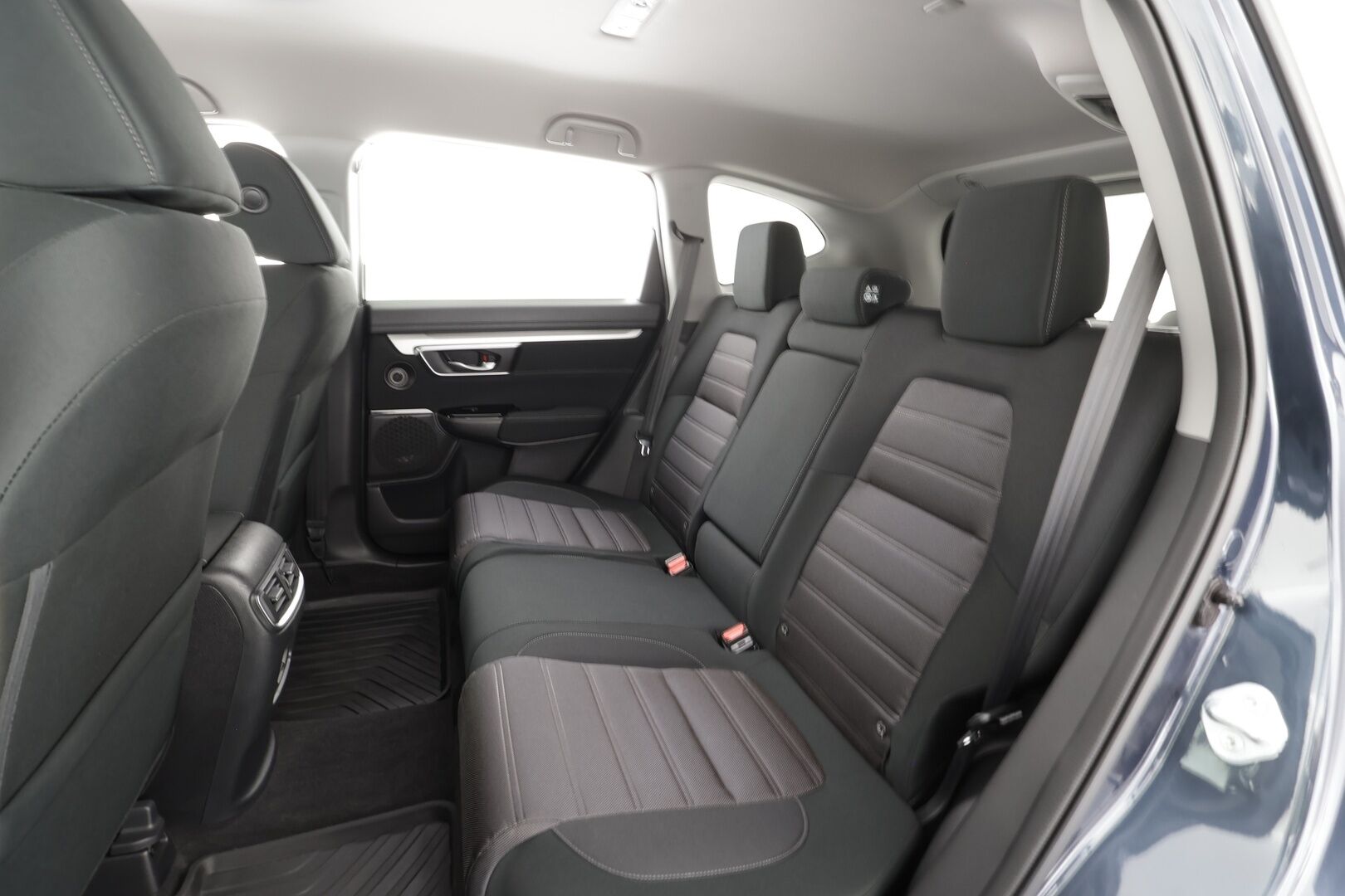 Honda CR-V 2022 Hybrid Elegance 2WD * ACC / LED / P.Kamera / Navi / Kaistavahti / Sisätilanlämmitin / KeylessGO * - 1-om Suomi-auto / Huippurenkaat / Merkkihuollettu!