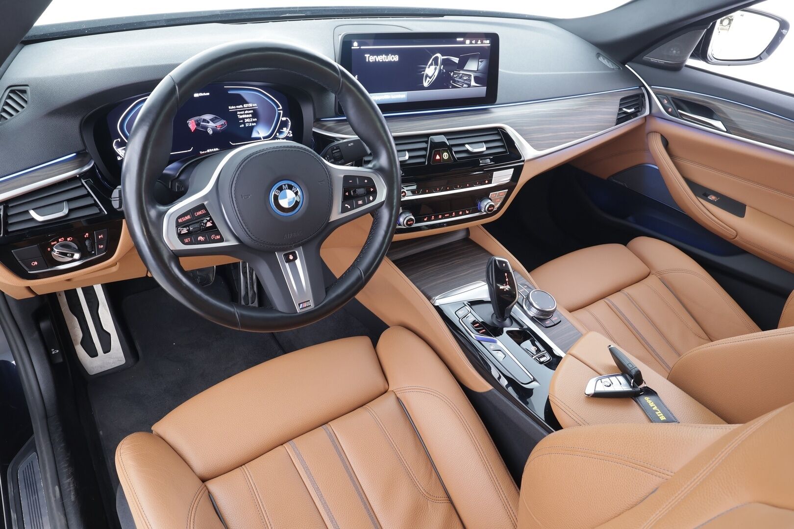 BMW 530 2023 G30 Sedan 530e xDrive A Charged Edition M Sport - | ACC | Lisälämmitin | LED | H/K | Osasähköt | P.Kamera | Sporttinahat | Comfort access | Apple&Android | 1.Om Suomi-auto | Kahdet Renkaat | Merkkihuollettu |