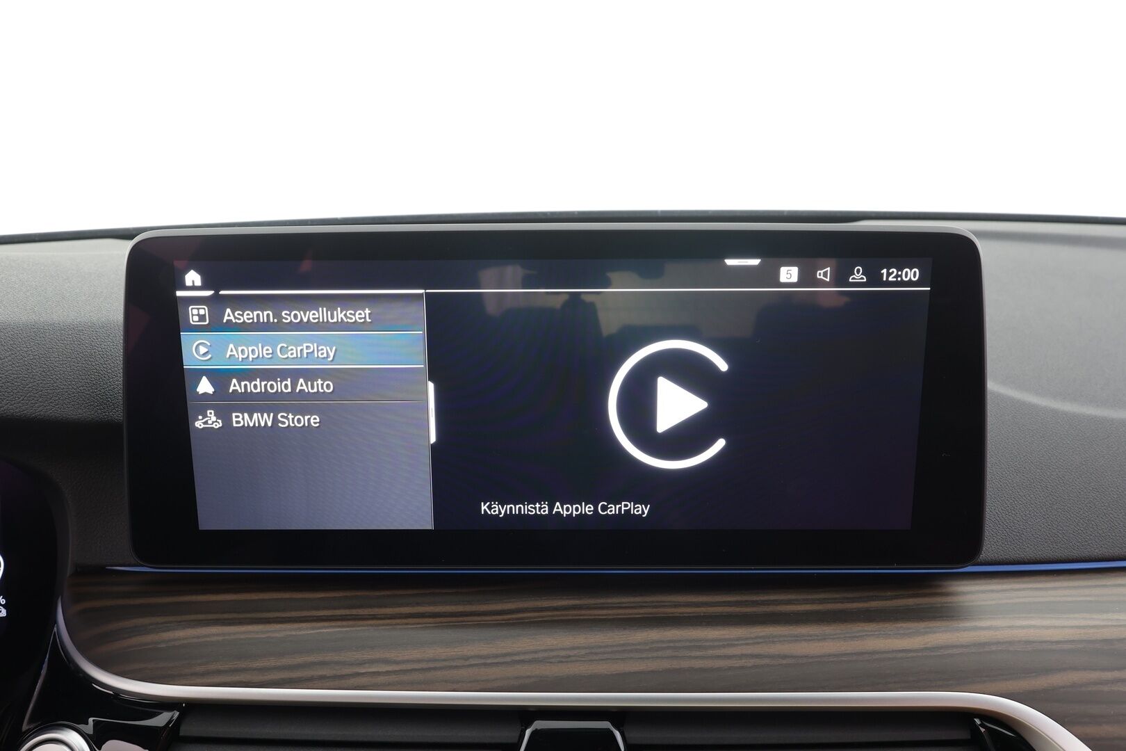 BMW 530 2023 G30 Sedan 530e xDrive A Charged Edition M Sport - | ACC | Lisälämmitin | LED | H/K | Osasähköt | P.Kamera | Sporttinahat | Comfort access | Apple&Android | 1.Om Suomi-auto | Kahdet Renkaat | Merkkihuollettu |