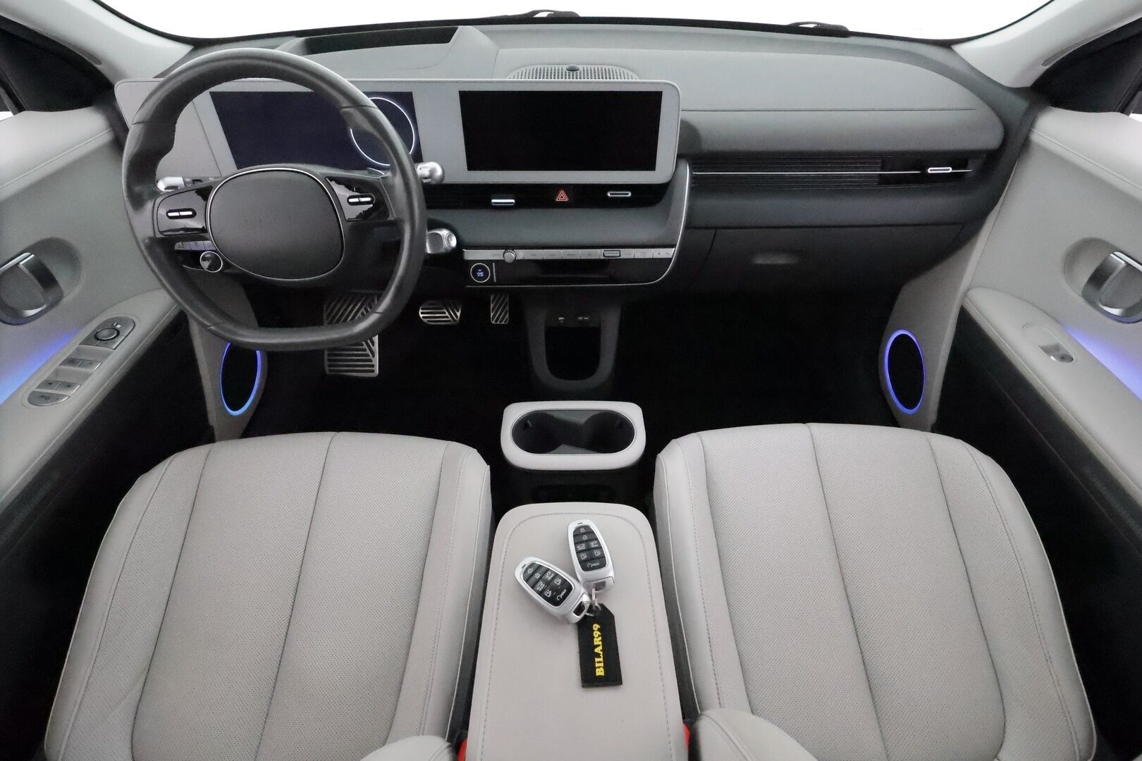 Hyundai IONIQ 5 2022 73 kWh 305 hv AWD Premium **HUD / Bose / Adapt.Vakkari / LED-valot / 360° / Ilmastoidut Muistinahat / Navi / Keyless** - 1-om Suomi-auto / Kahdet Renkaat