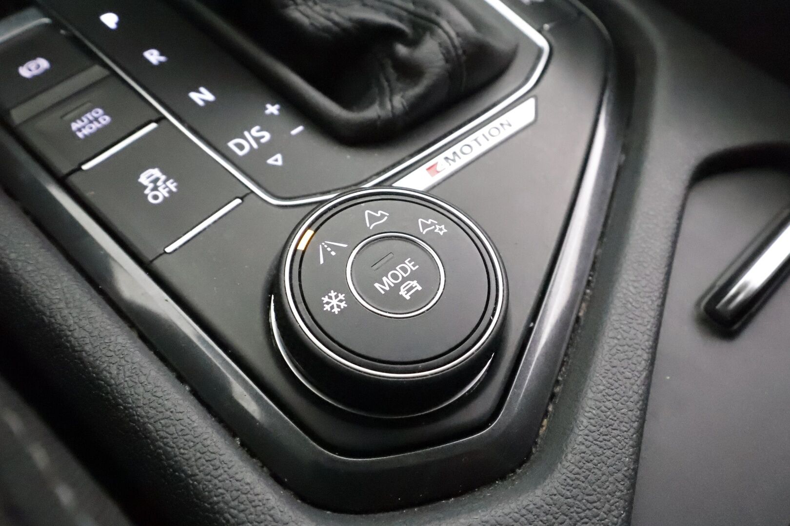 Volkswagen TIGUAN ALLSPACE 2018 Highline 2,0 TDI SCR 140 kW 4MOTION DSG 7-P  Winter Edition * Webasto / LED / P.Kamera / ACC / Kaistavahti / Keyless * - Kahdet renkaat - HULLUT BLACKWEEK JATKOT - KORKOTARJOUS 2,49%