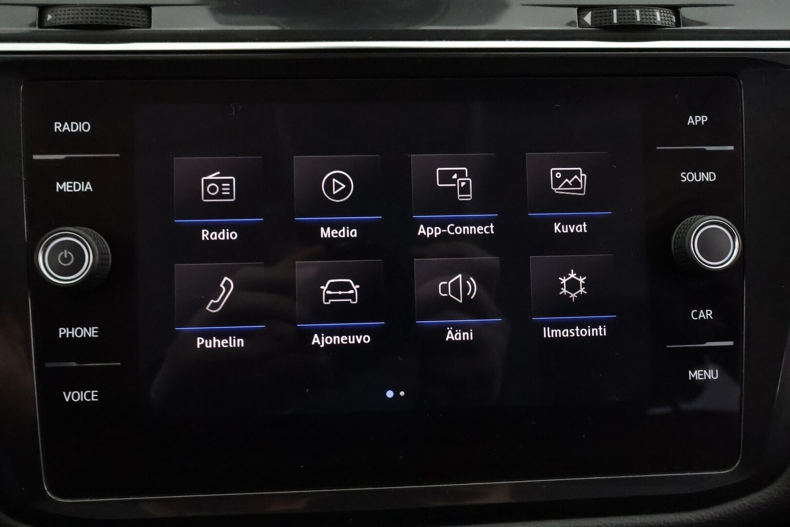 Volkswagen TIGUAN ALLSPACE 2018 Highline 2,0 TDI SCR 140 kW 4MOTION DSG 7-P  Winter Edition * Webasto / LED / P.Kamera / ACC / Kaistavahti / Keyless * - Kahdet renkaat / Metalliväri / Alletaittuva peräkoukku