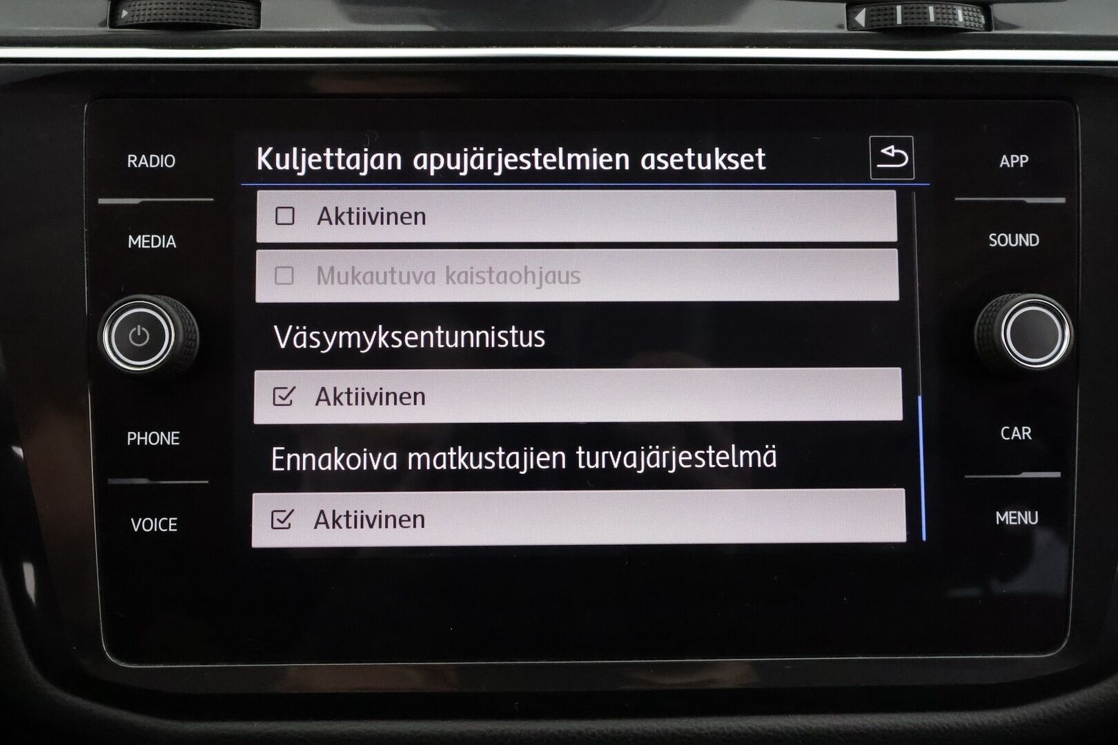 Volkswagen TIGUAN ALLSPACE 2018 Highline 2,0 TDI SCR 140 kW 4MOTION DSG 7-P  Winter Edition * Webasto / LED / P.Kamera / ACC / Kaistavahti / Keyless * - Kahdet renkaat - HULLUT BLACKWEEK JATKOT - KORKOTARJOUS 2,49%