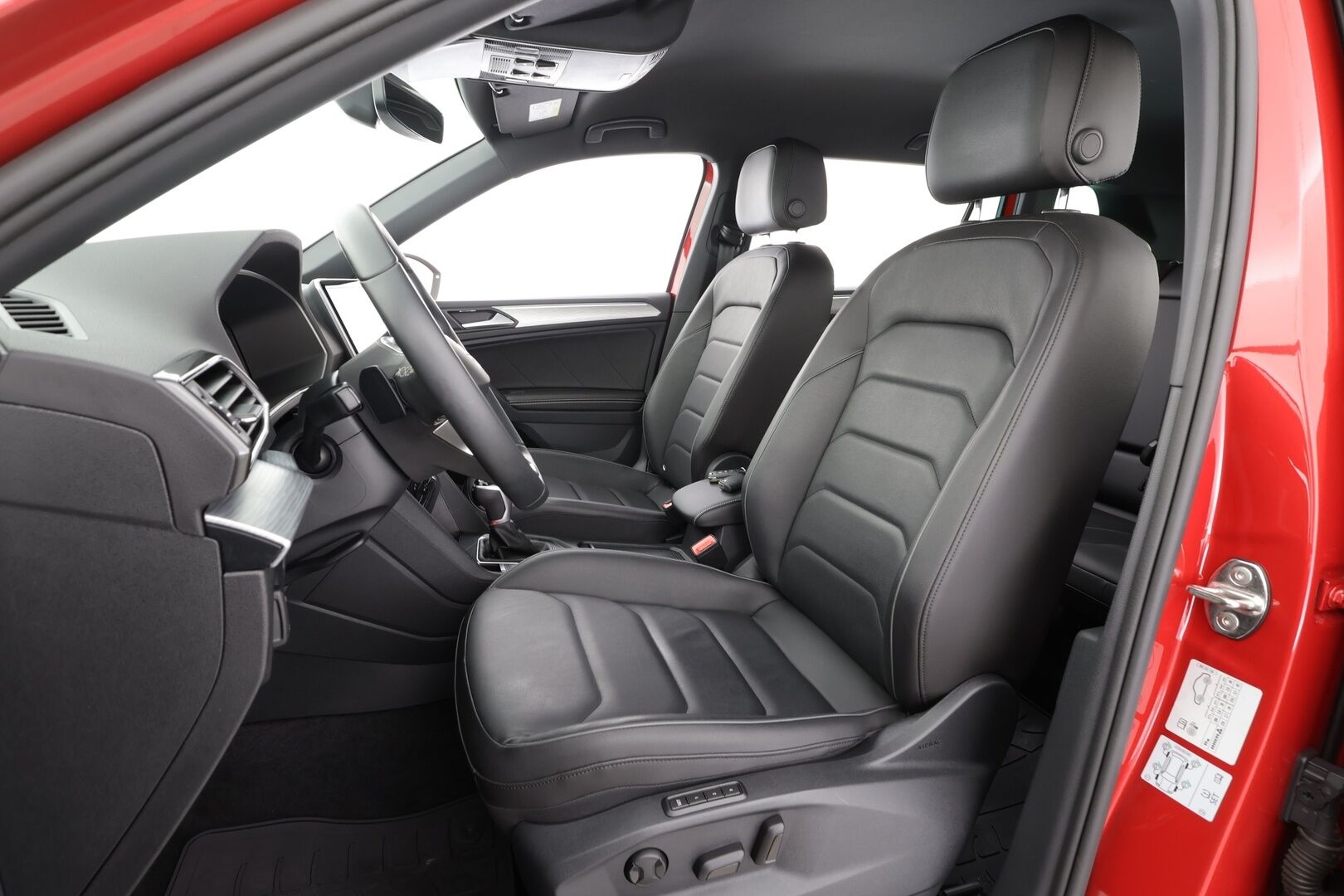 Seat Tarraco 2023 1,4 PHEV 245 e-Hybrid Xperience Launch Edition DSG - 1Om Suomiauto | Lisälämmitin | Koukku | Nahkasisusta | 360-Kamera | Matrix | Muistipenkki | Digimittari | Juuri tullut Tampereelle!