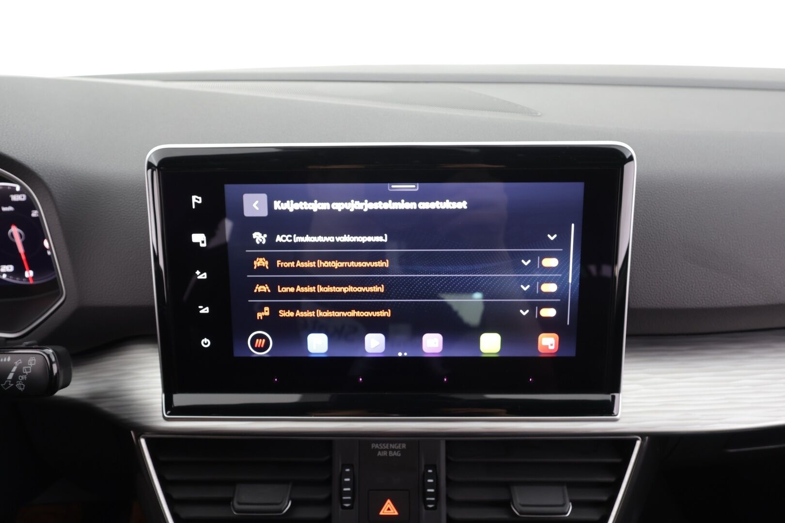 Seat Tarraco 2023 1,4 PHEV 245 e-Hybrid Xperience Launch Edition DSG - 1Om Suomiauto | Lisälämmitin | Koukku | Nahkasisusta | 360-Kamera | Matrix | Muistipenkki | Digimittari | Juuri tullut Tampereelle!