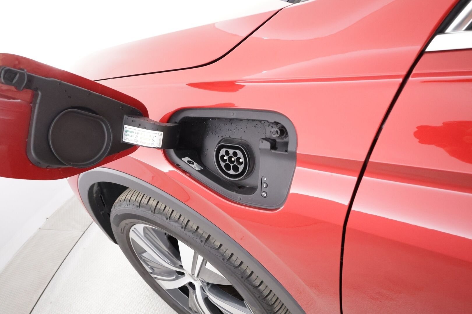 Seat Tarraco 2023 1,4 PHEV 245 e-Hybrid Xperience Launch Edition DSG - 1Om Suomiauto | Lisälämmitin | Koukku | Nahkasisusta | 360-Kamera | Matrix | Muistipenkki | Digimittari | Juuri tullut Tampereelle!