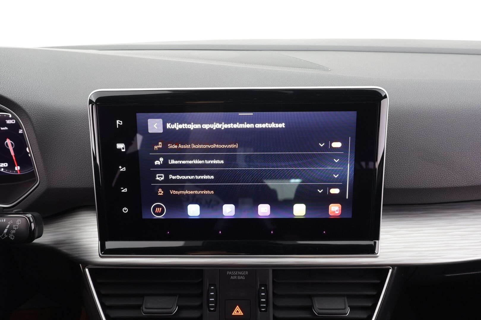 Seat Tarraco 2023 1,4 PHEV 245 e-Hybrid Xperience Launch Edition DSG - 1Om Suomiauto | Lisälämmitin | Koukku | Nahkasisusta | 360-Kamera | Matrix | Muistipenkki | Digimittari | Juuri tullut Tampereelle!