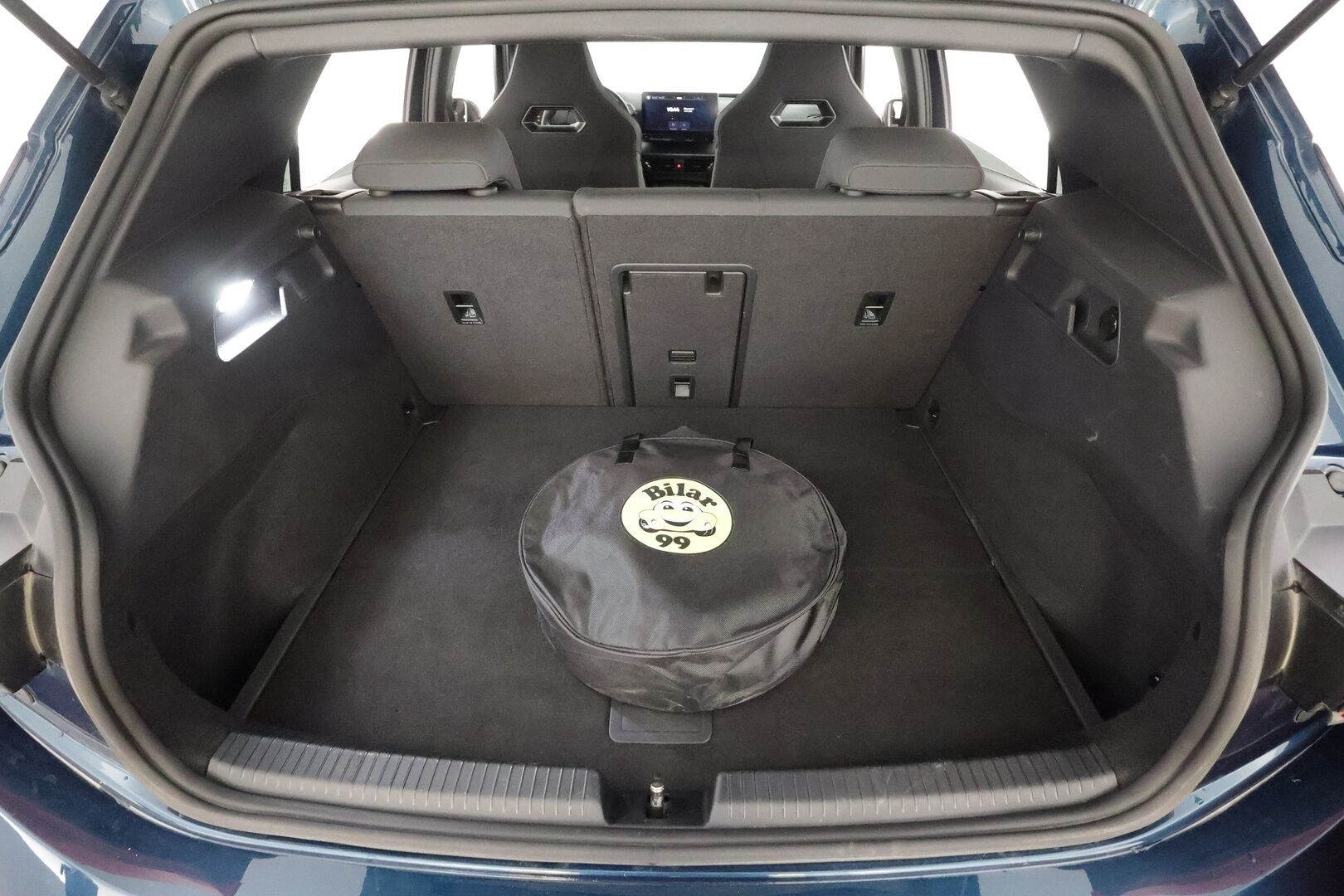 CUPRA Born 2023 e-Boost 170 kW 77 kWh * ACC / ILP / P.kamera / Beats / Keyless / Apple&Android * - 1.Om Suomi-auto / Merkkihuollettu / Kahdet Renkaat - HULLUT AVAJAISHULINAT KORKOTARJOUS 3,29 %