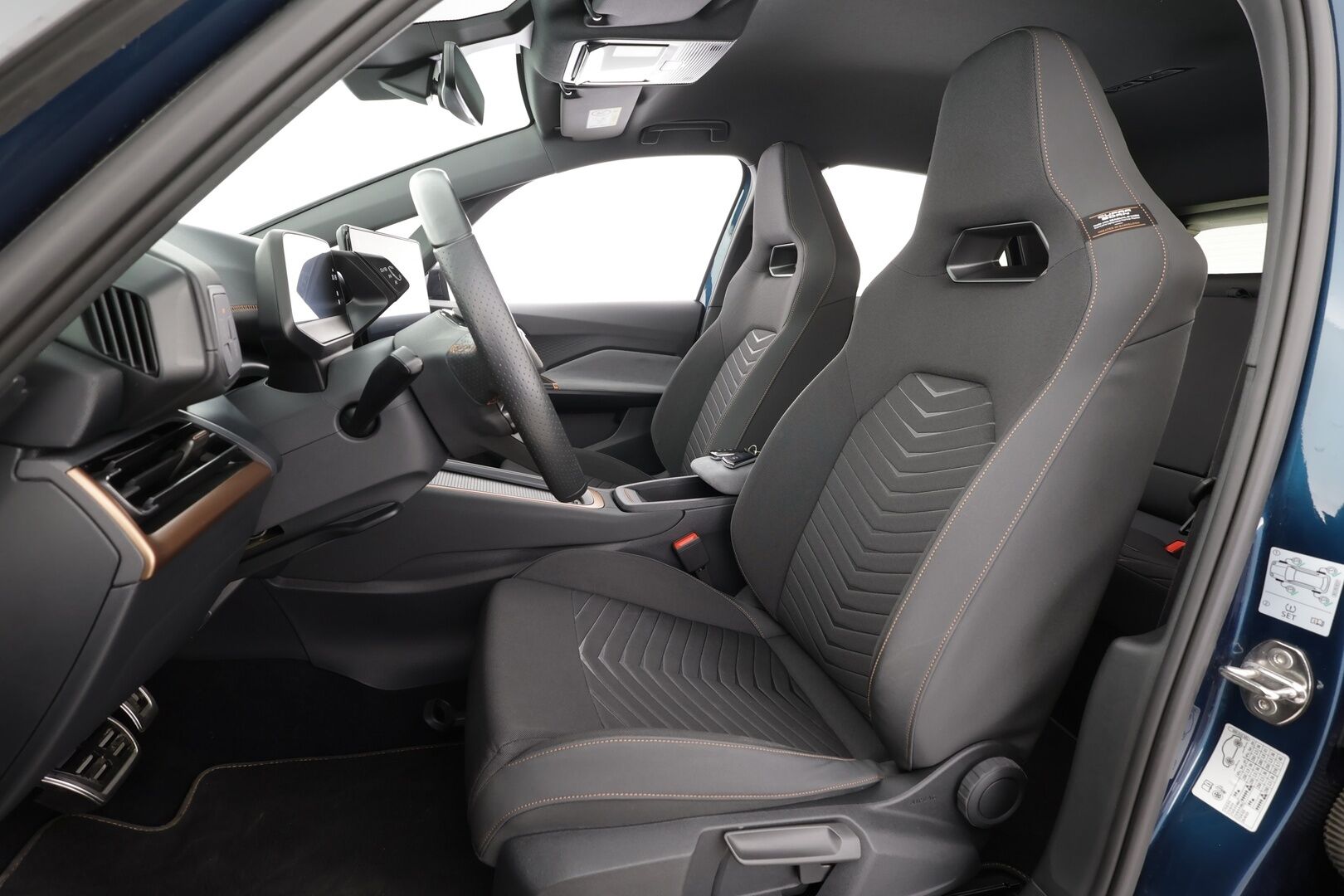 CUPRA Born 2023 e-Boost 170 kW 77 kWh * ACC / ILP / P.kamera / Beats / Keyless / Apple&Android * - 1.Om Suomi-auto / Merkkihuollettu / Kahdet Renkaat - HULLUT AVAJAISHULINAT KORKOTARJOUS 3,29 %