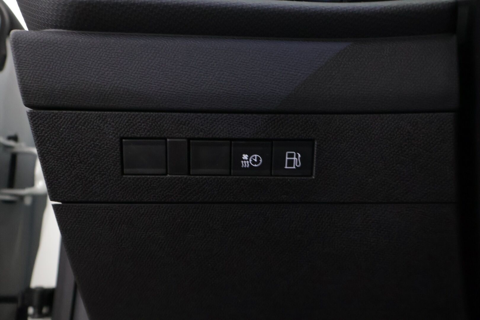 Opel Astra 2023 GS Line 180 A PHEV *Adapt. vakkari / 360° Kamerat / Pixel-LED / Vetokoukku / Lisälämmitin / KeylessGo* - Suomi-auto / 2x renkaat ja vanteet / Tyylikäs yksilö