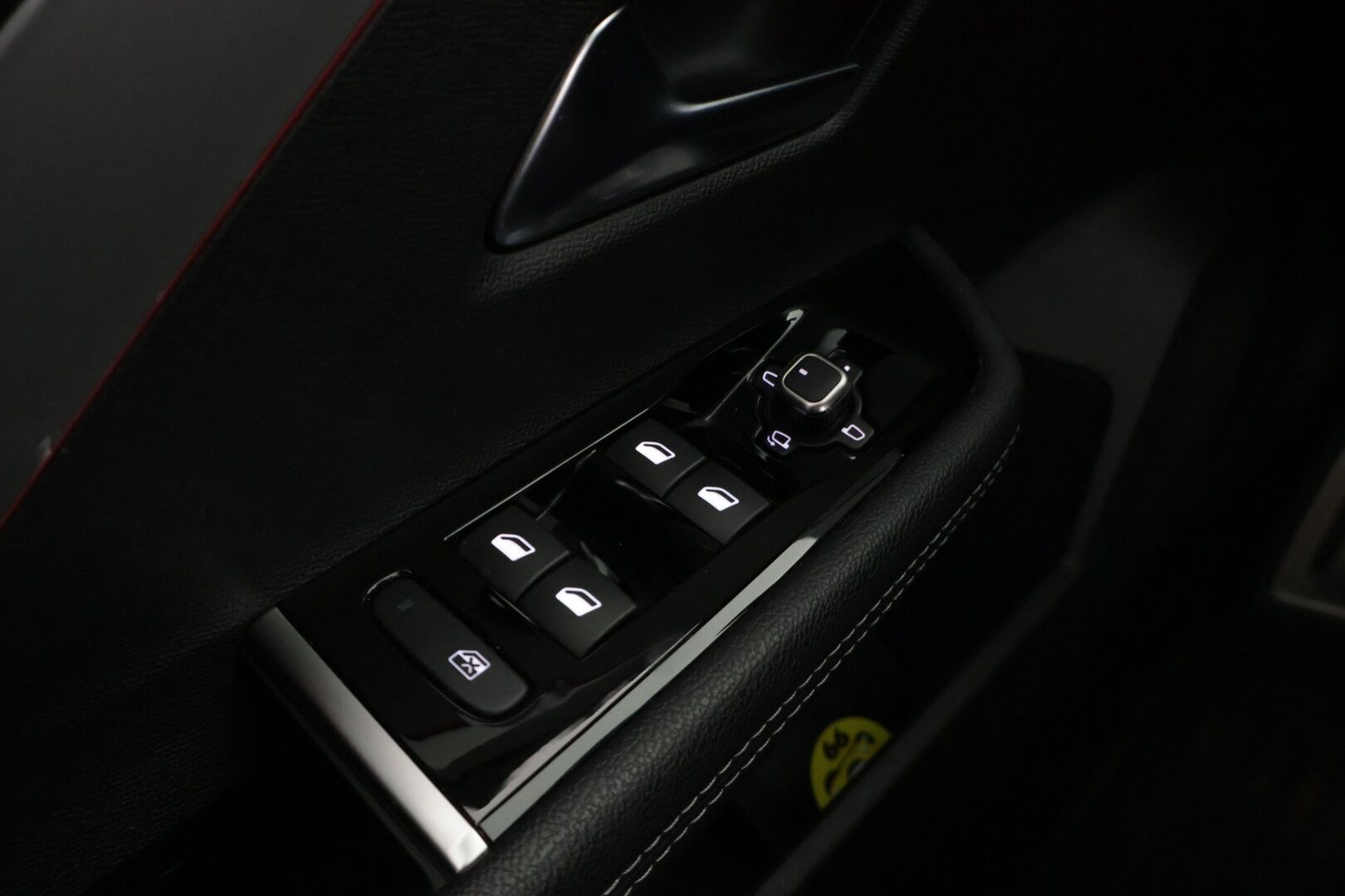 Opel Astra 2023 GS Line 180 A PHEV *Adapt. vakkari / 360° Kamerat / Pixel-LED / Vetokoukku / Lisälämmitin / KeylessGo* - Suomi-auto / 2x renkaat ja vanteet / Tyylikäs yksilö - HULLUT BLACKWEEK JATKOT - KORKOTARJOUS 2,49%