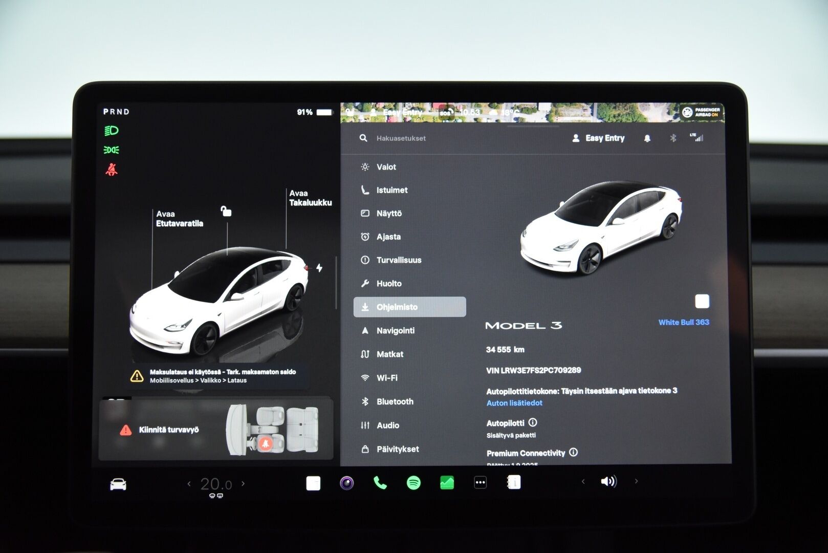 Tesla Model 3 2023 RWD / *Lasikatto / Lämpöpumppu / Adapt.Vakkari / Matrix-LED / P.kamera / Navi / Premium audio / AMD Ryzen - 2x vanteet & renkaat